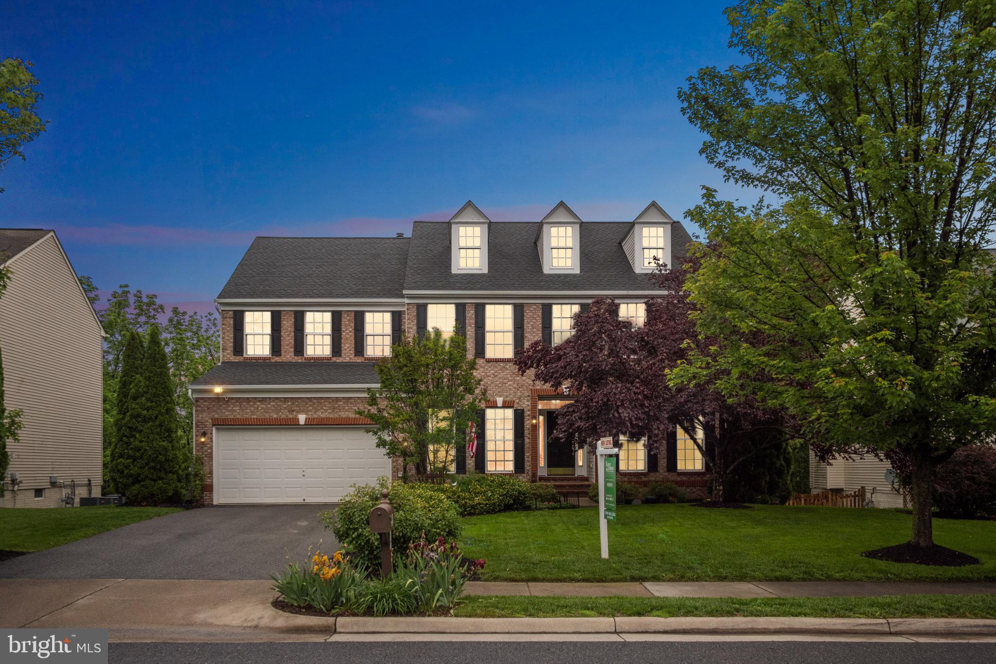 230 MACKENZIE LANE