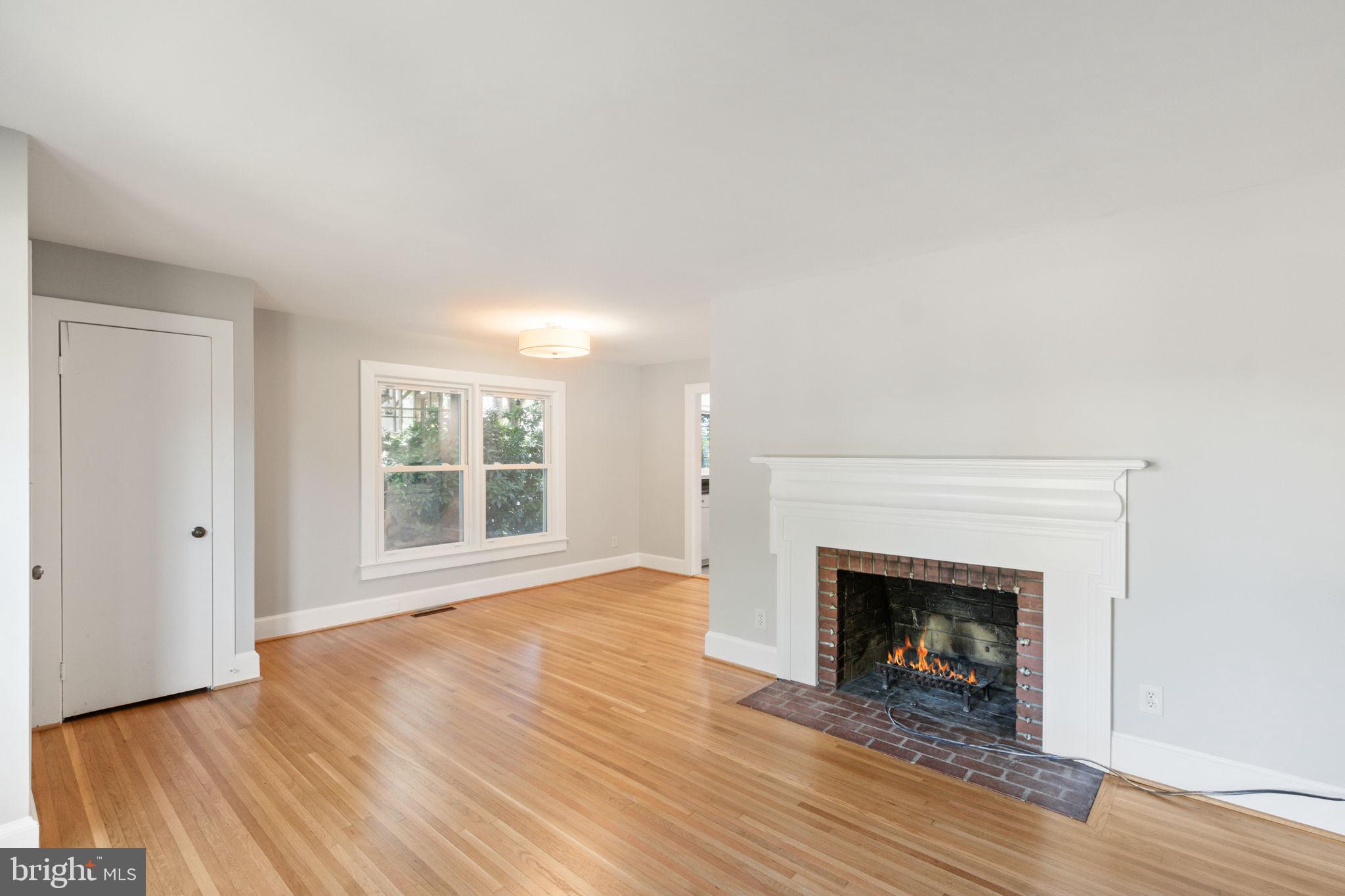 COLLEGE HEIGHTS - Residential