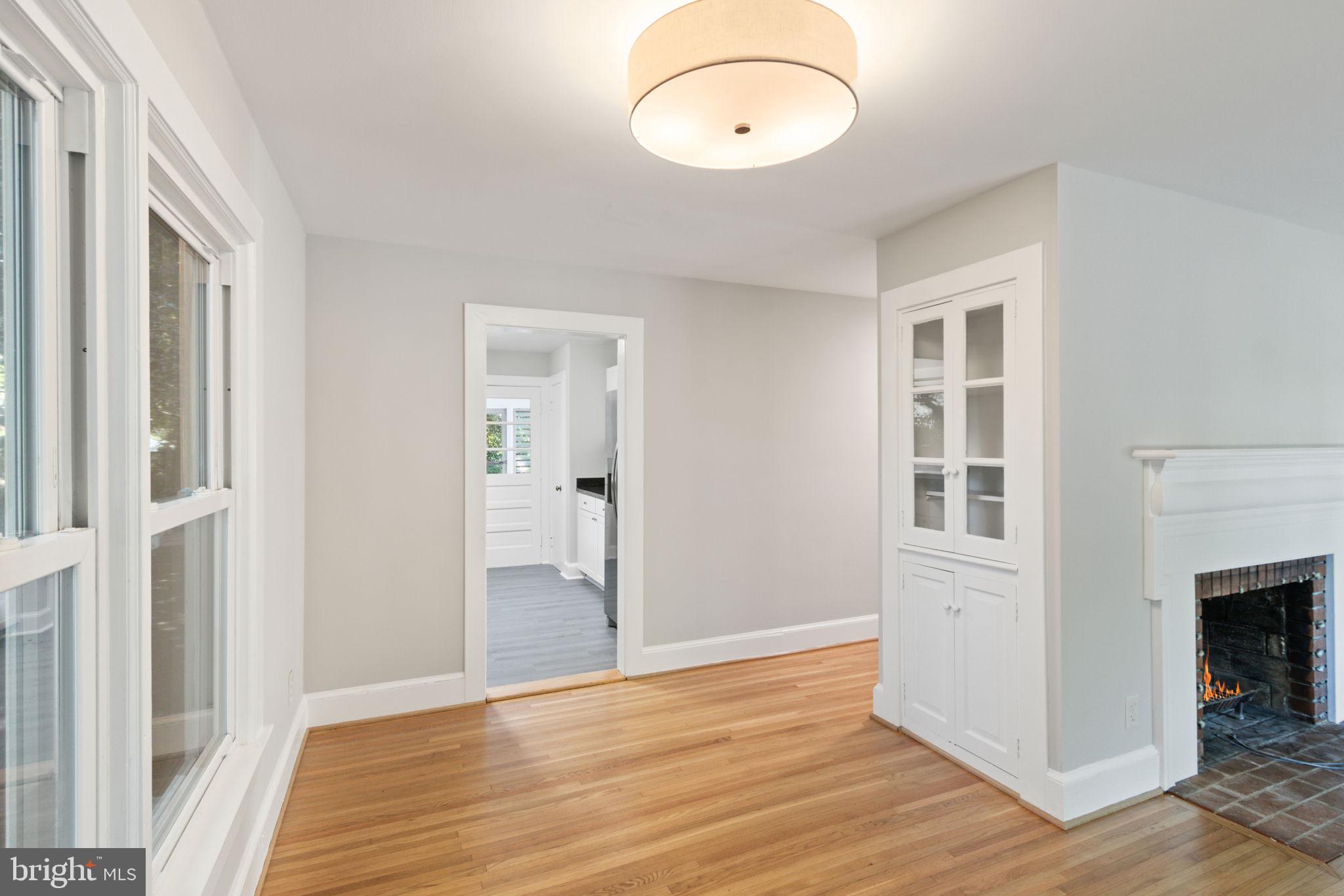 COLLEGE HEIGHTS - Residential