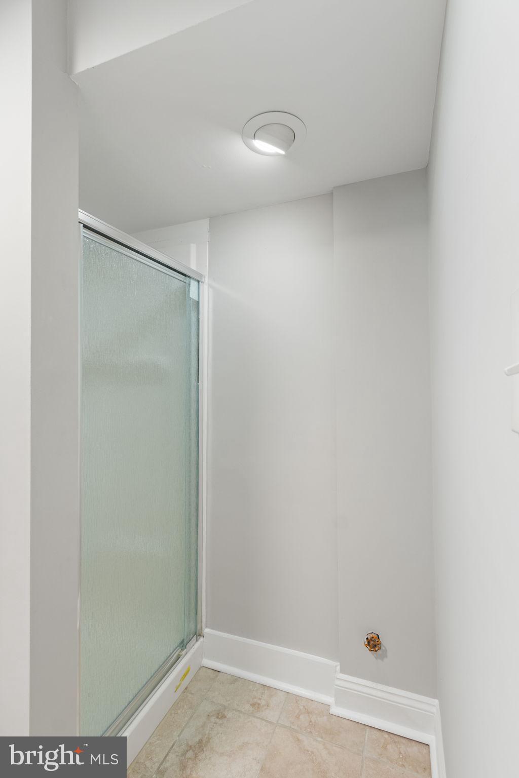 COLLEGE HEIGHTS - Residential