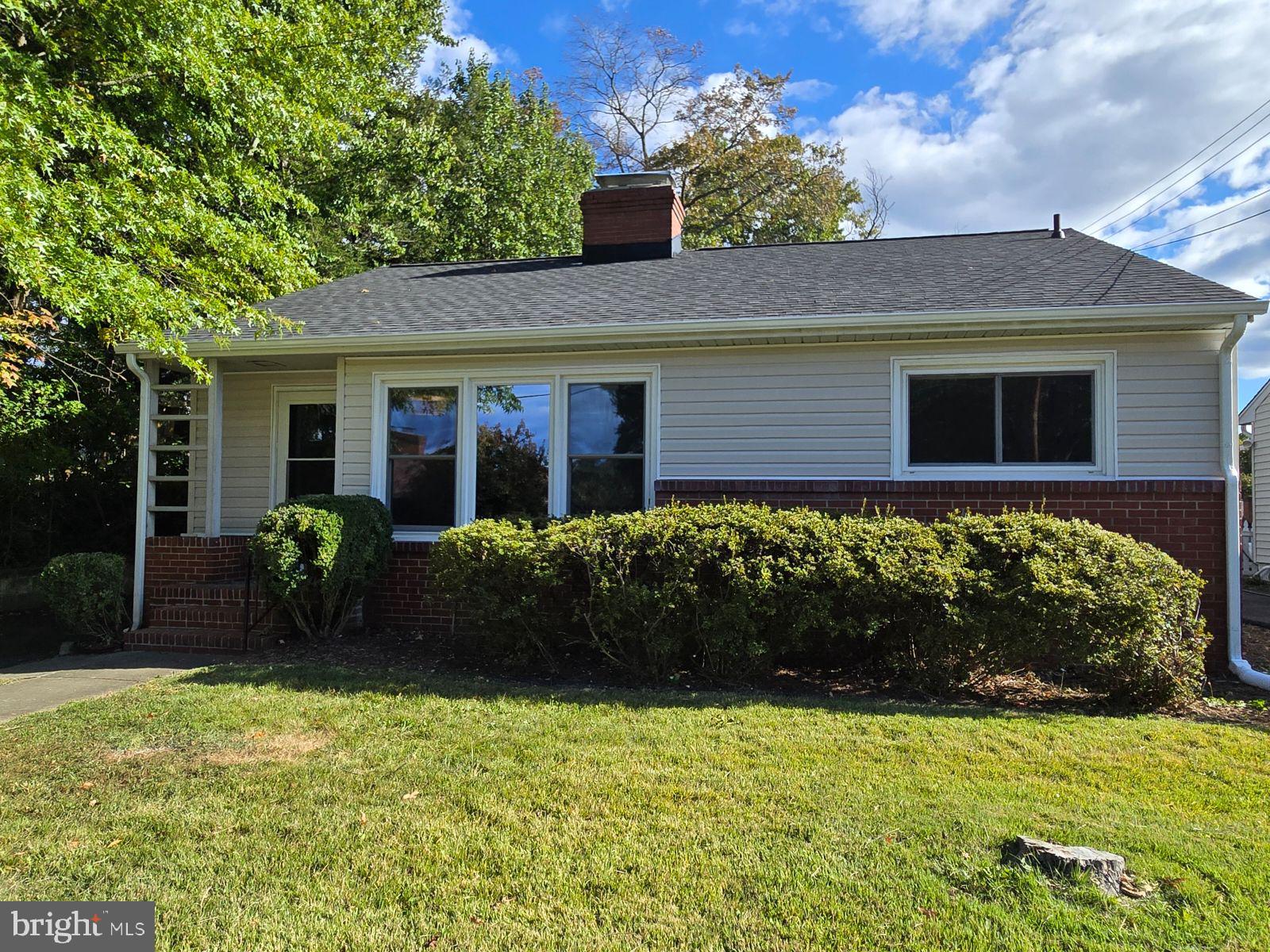 COLLEGE HEIGHTS - Residential