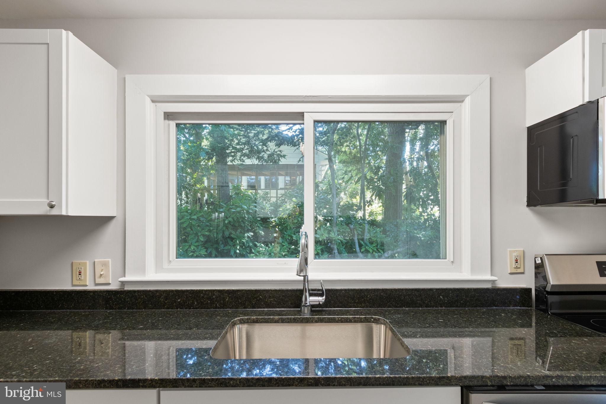 COLLEGE HEIGHTS - Residential