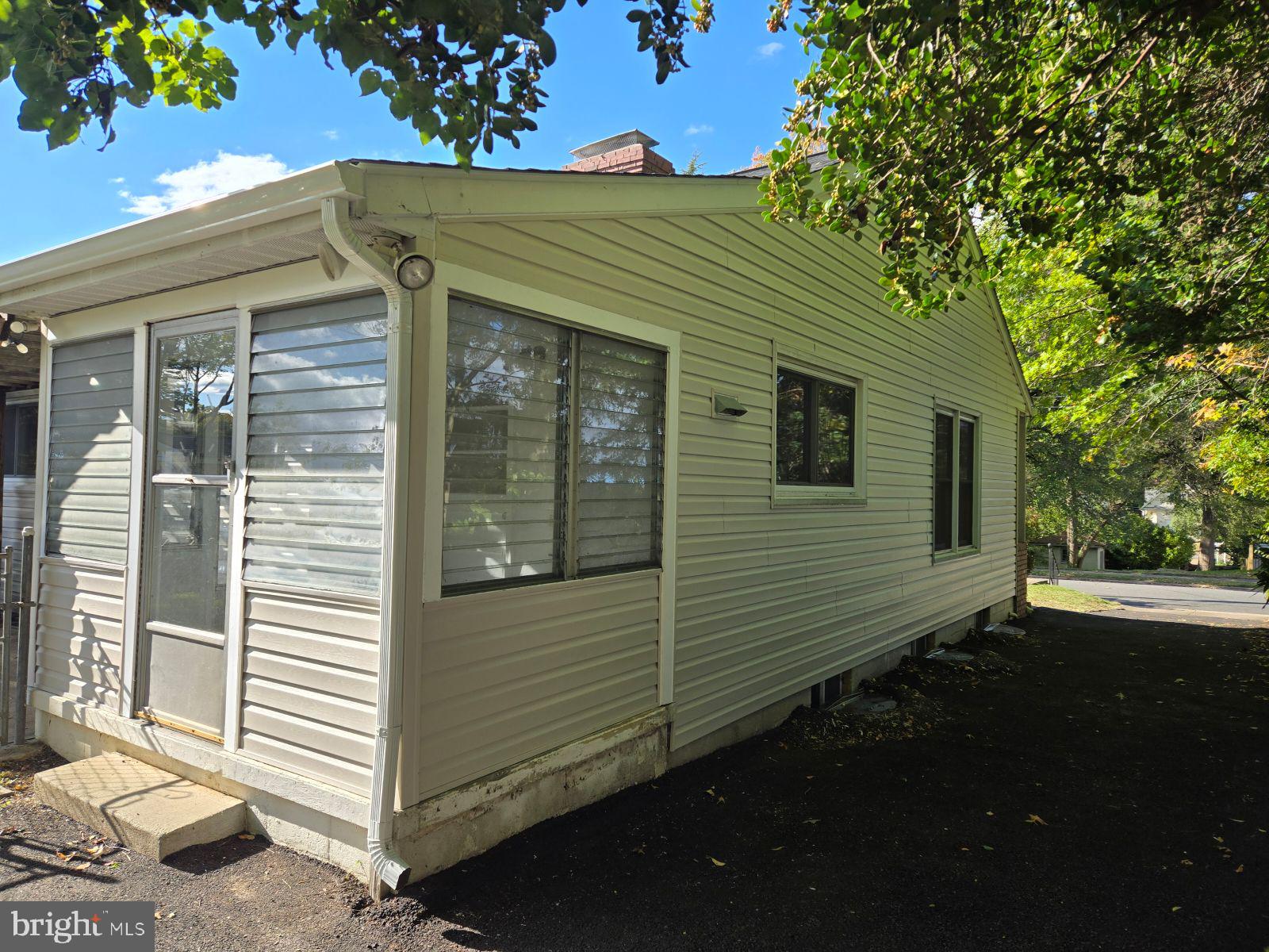 COLLEGE HEIGHTS - Residential