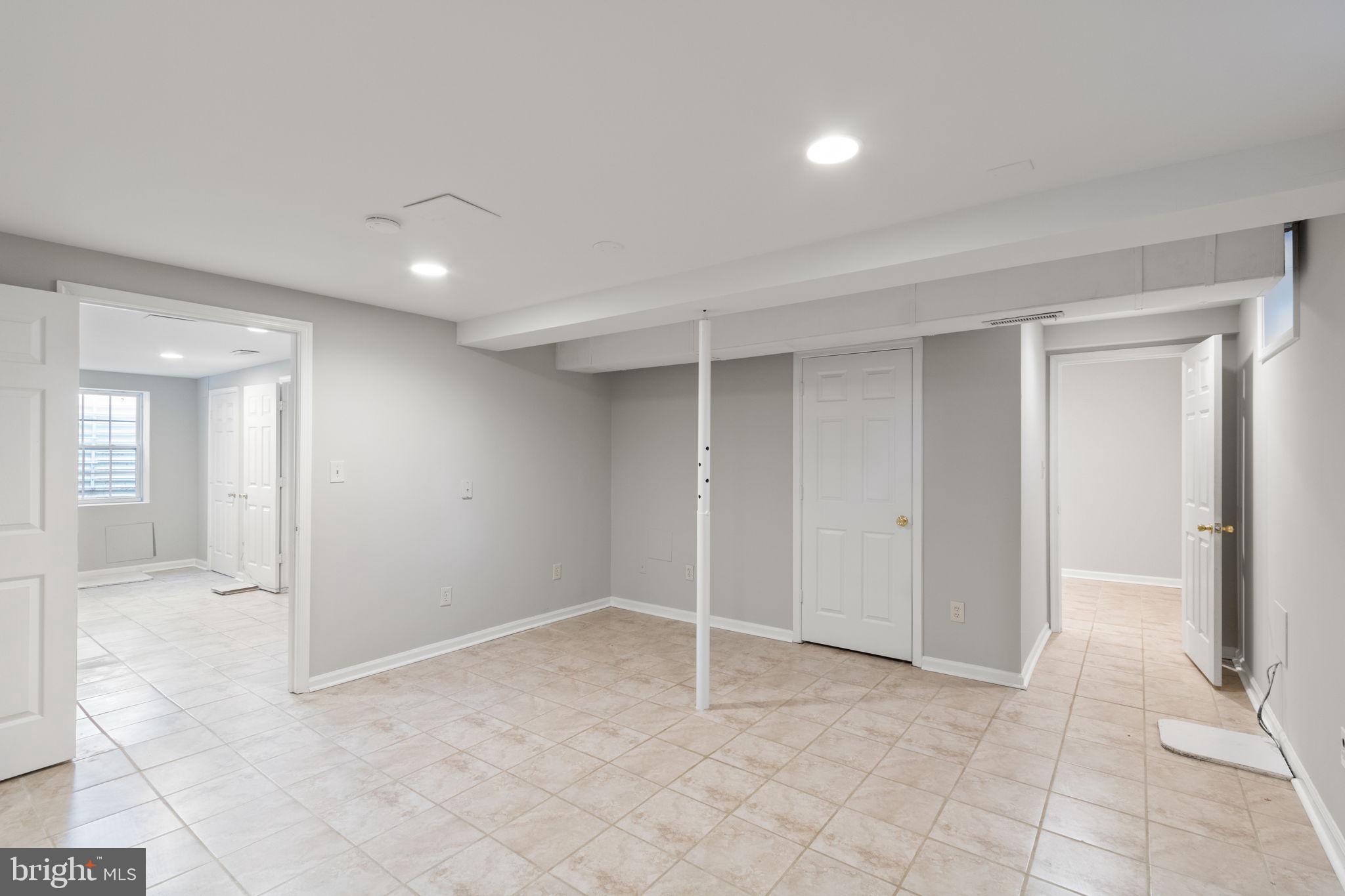 COLLEGE HEIGHTS - Residential