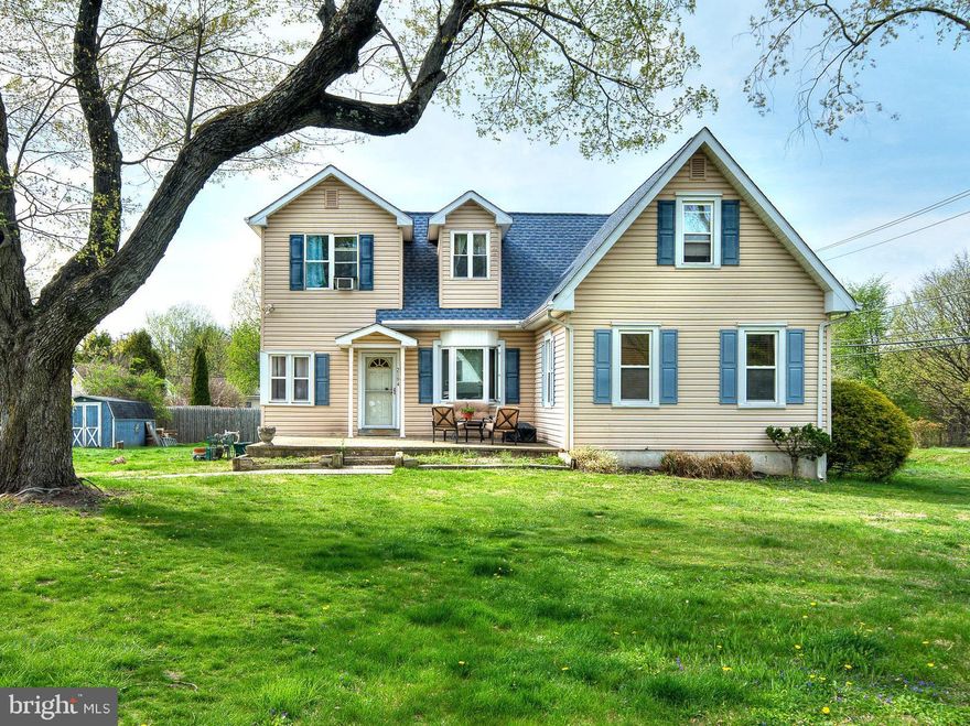 Welcome to Harmony Lane in Jamison!
This spacious 5-bedroom, 2 full bath home is filled with opportunity and ready for your ideas and personal touch. Offering incredible potential, this property is perfect for buyers looking to create their dream home in a highly desirable Bucks County location.
The home features a large driveway with ample parking for multiple vehicles, making it ideal for gatherings and everyday convenience. Out back, enjoy a semi-fenced yard that provides privacy and space for outdoor entertaining, pets, or play.
Located within the award-winning Central Bucks School District, this home is just minutes from local parks, schools, medical centers, and the Neshaminy Valley Golf Club. You’ll also love being a short drive to Doylestown, where you can enjoy charming shops, restaurants, and year-round community events.
With its prime location, generous space, and endless possibilities, this is a rare opportunity to invest in one of Jamison’s most sought-after areas.