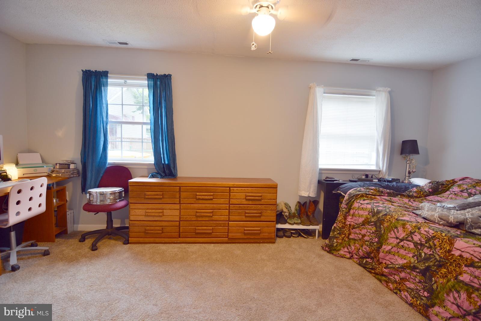 ALLENDALE FARMS - Residential