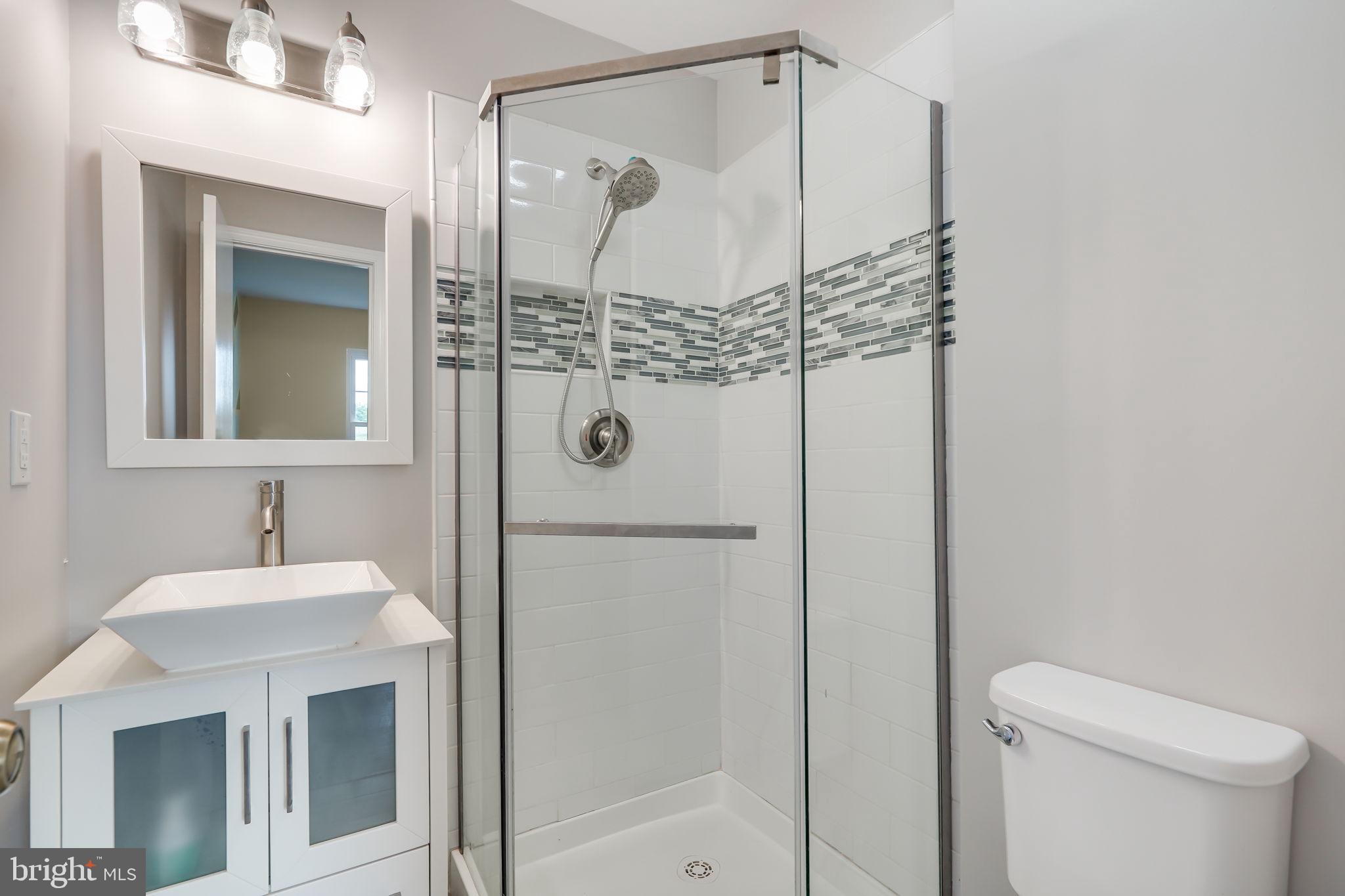 LONGSTREET COMMONS - Residential