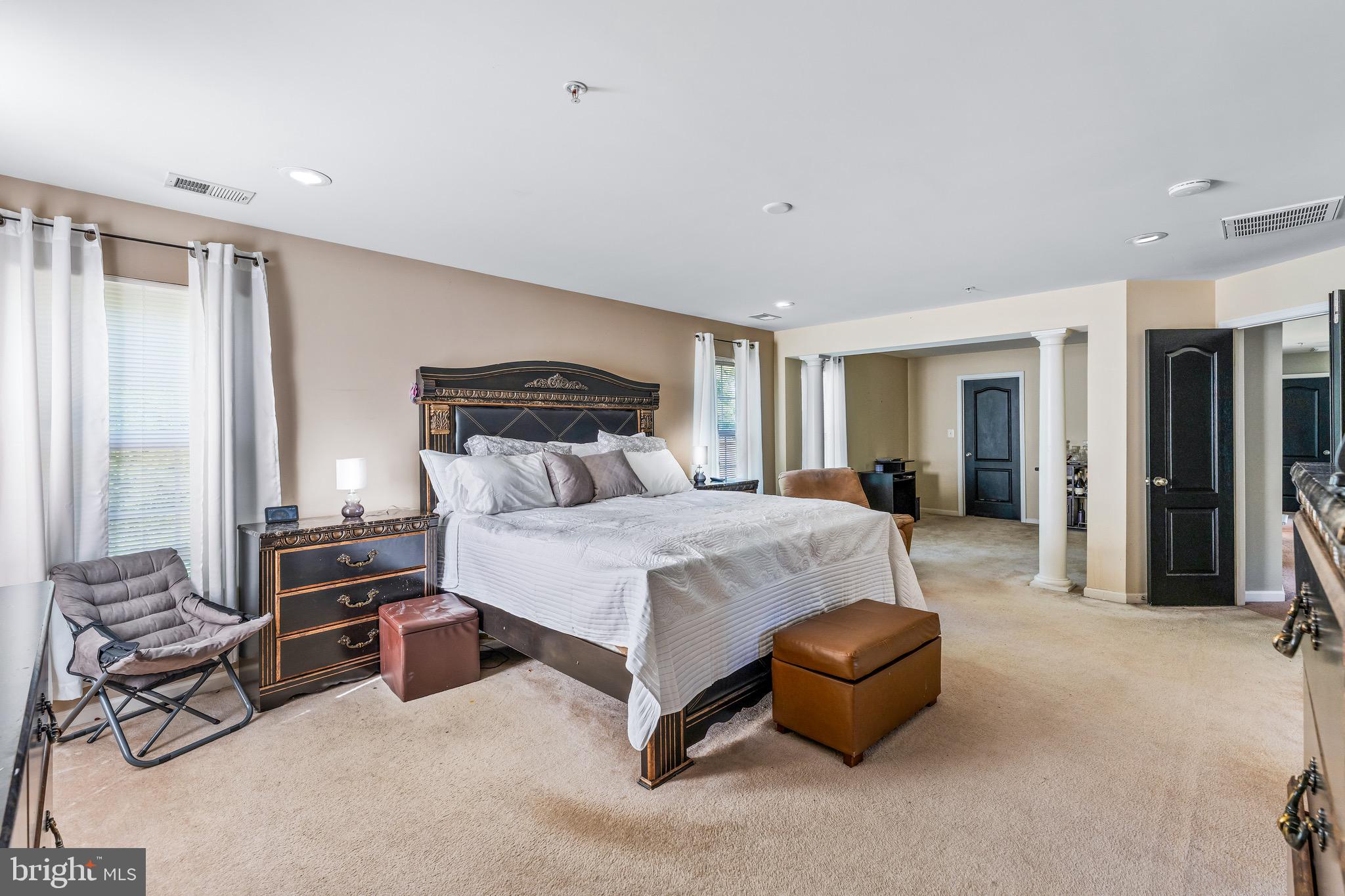 HILLANTRAE - Residential