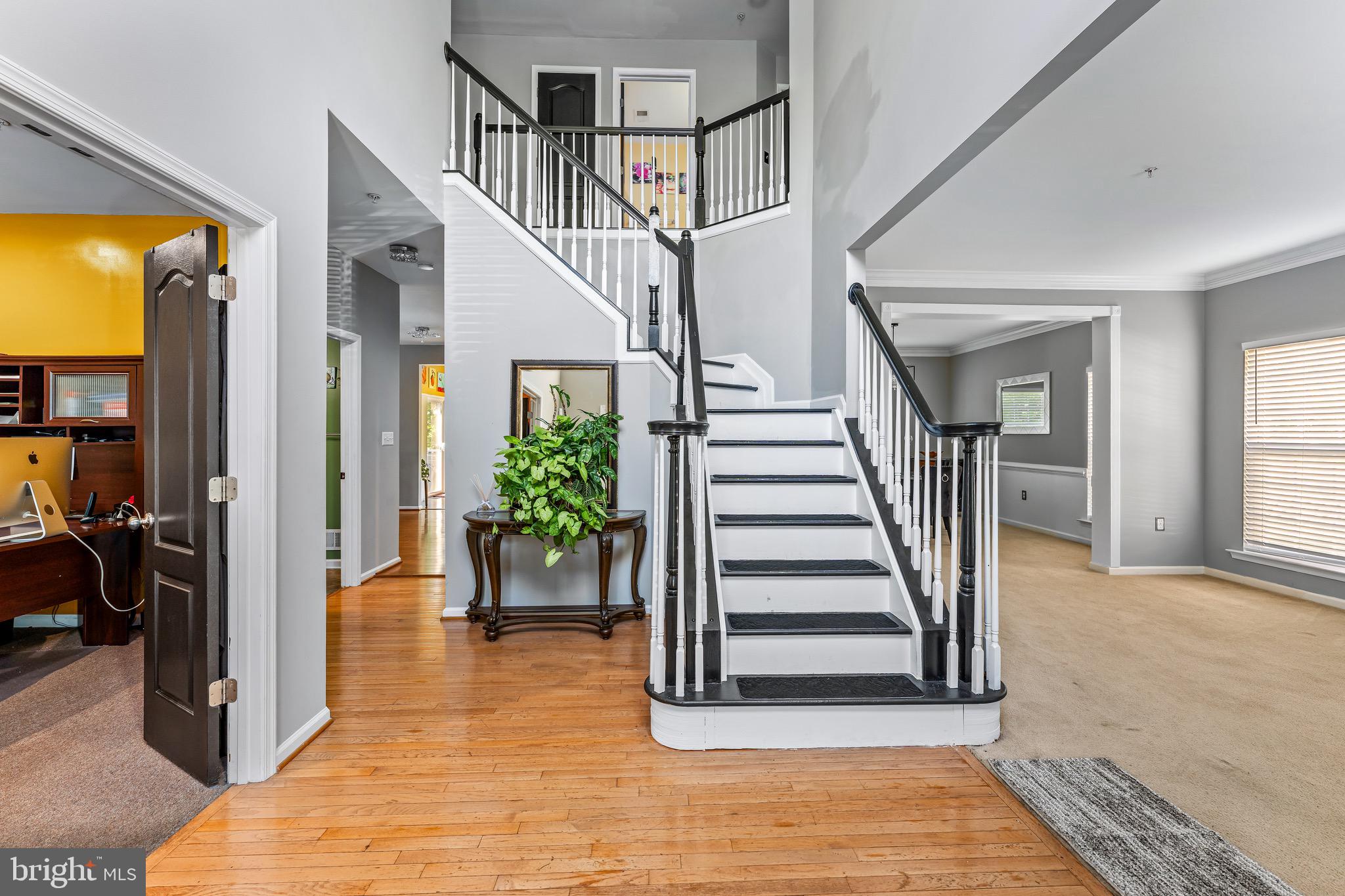HILLANTRAE - Residential
