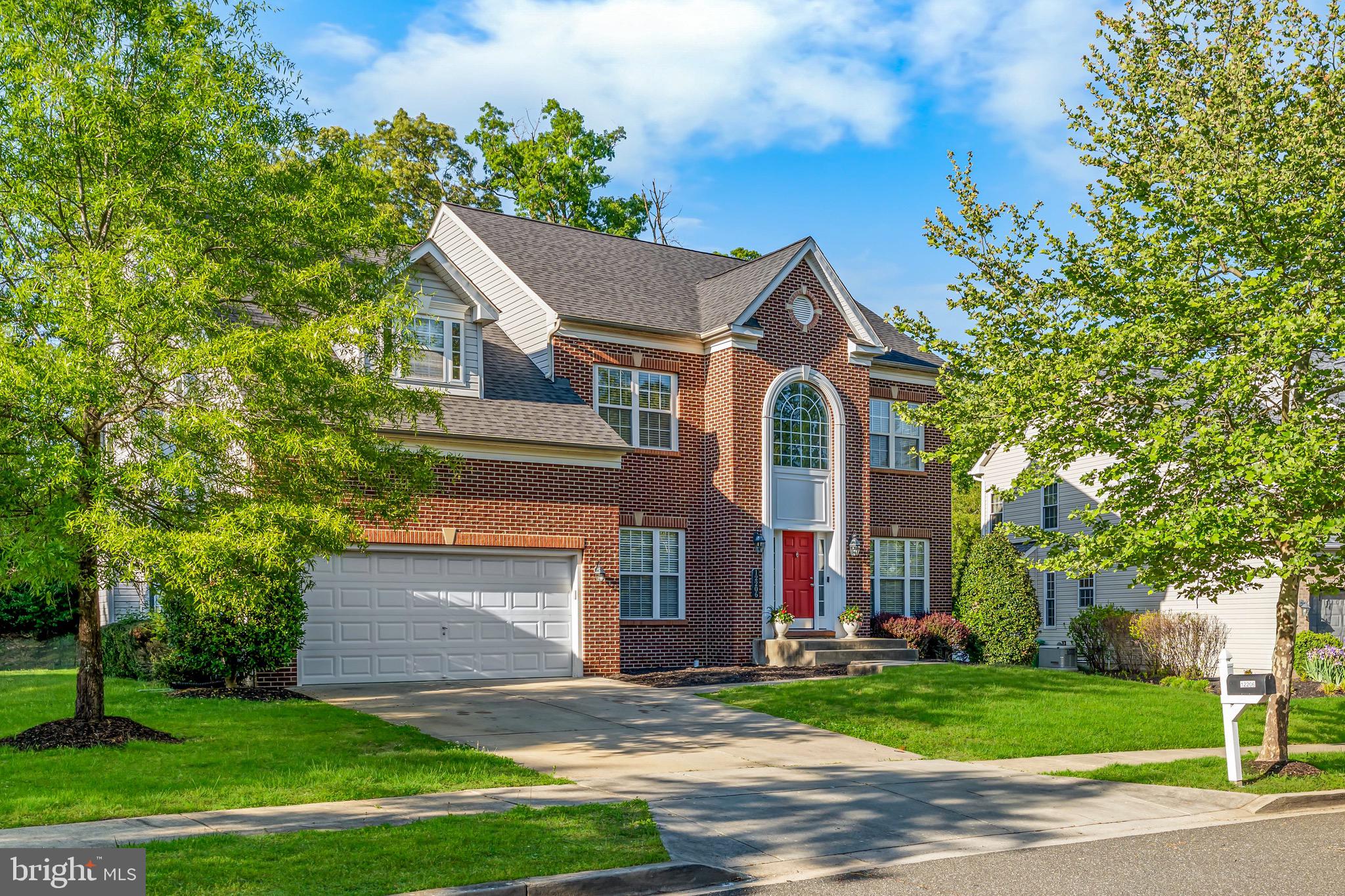 HILLANTRAE - Residential