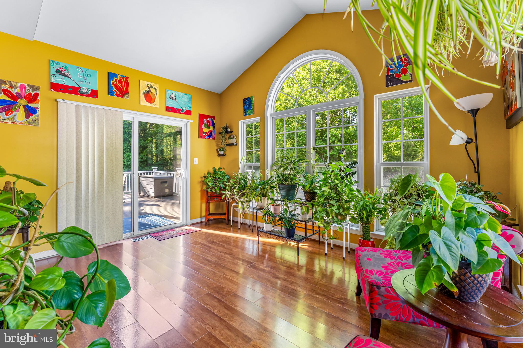HILLANTRAE - Residential