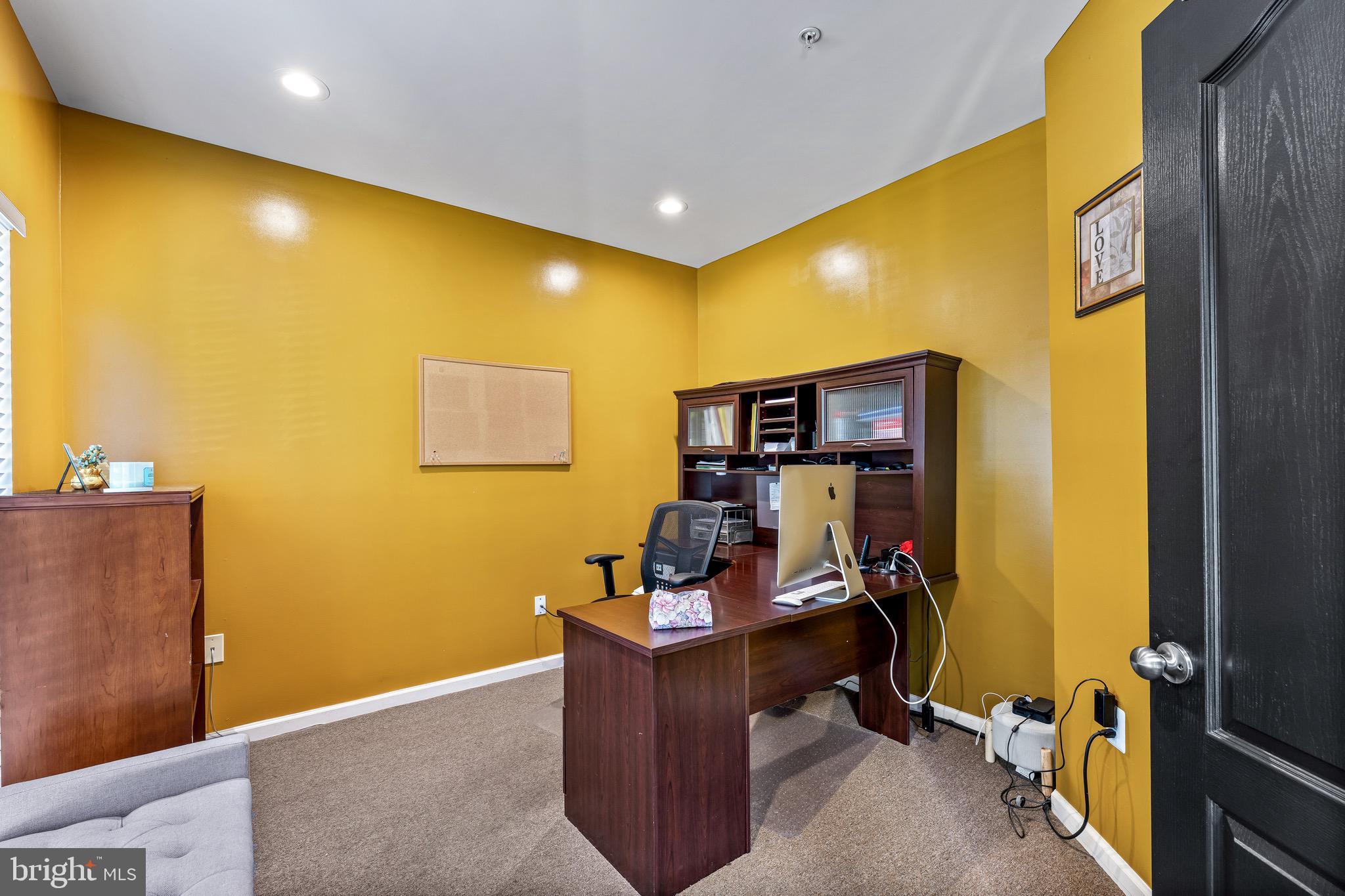 HILLANTRAE - Residential