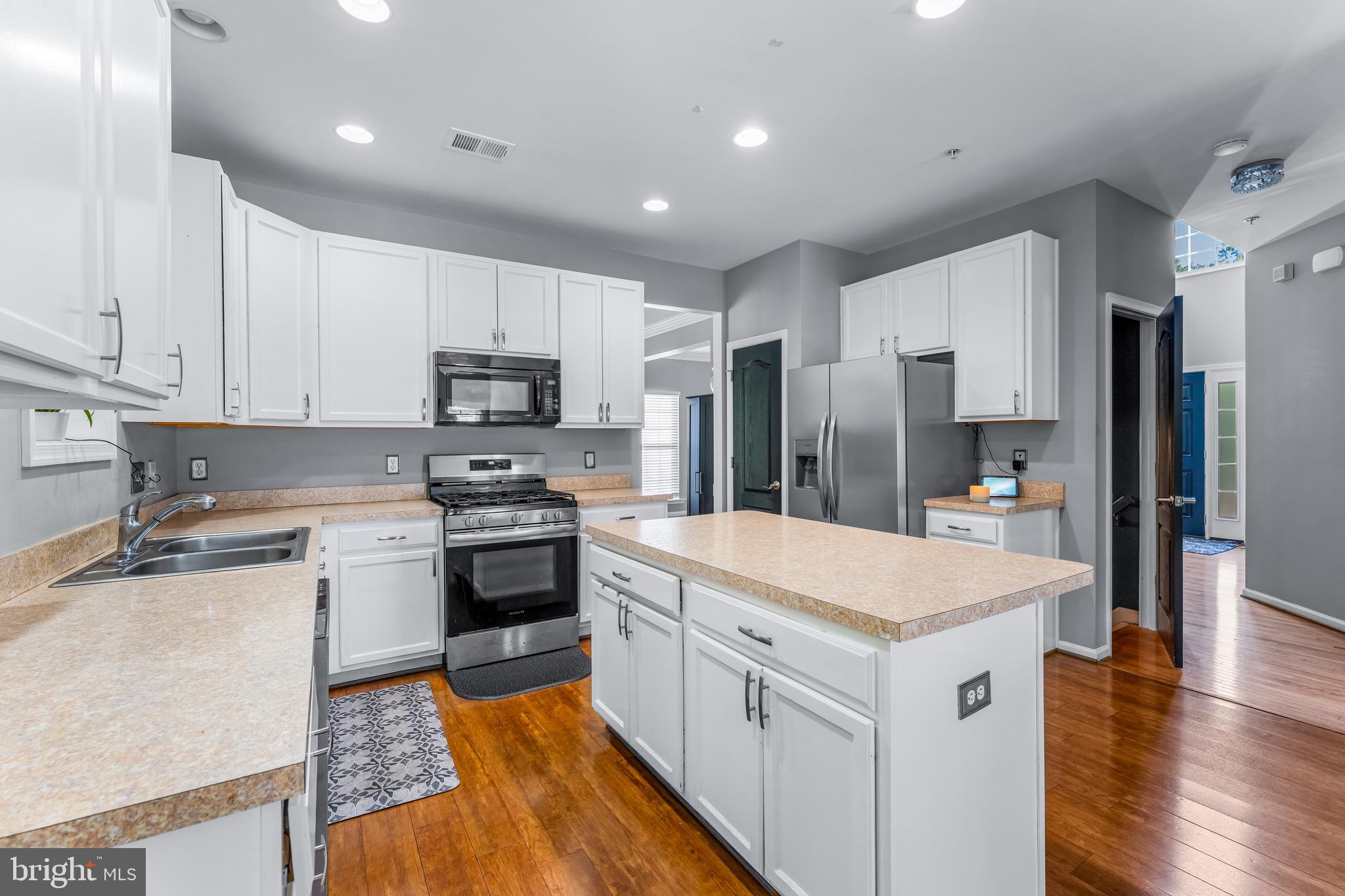 HILLANTRAE - Residential