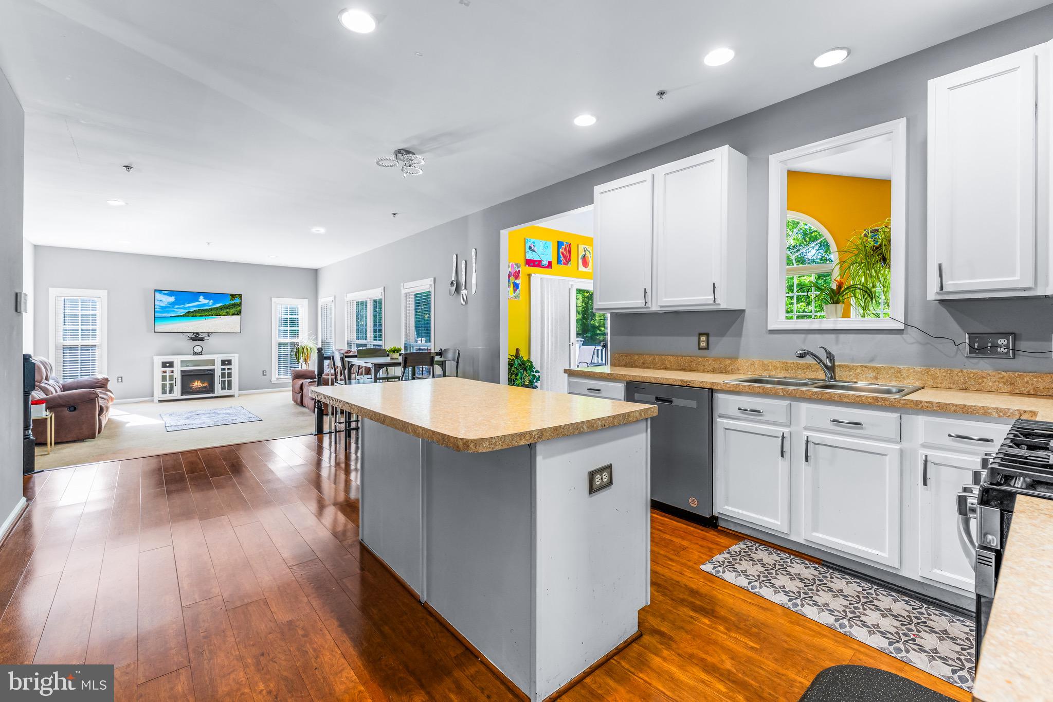 HILLANTRAE - Residential