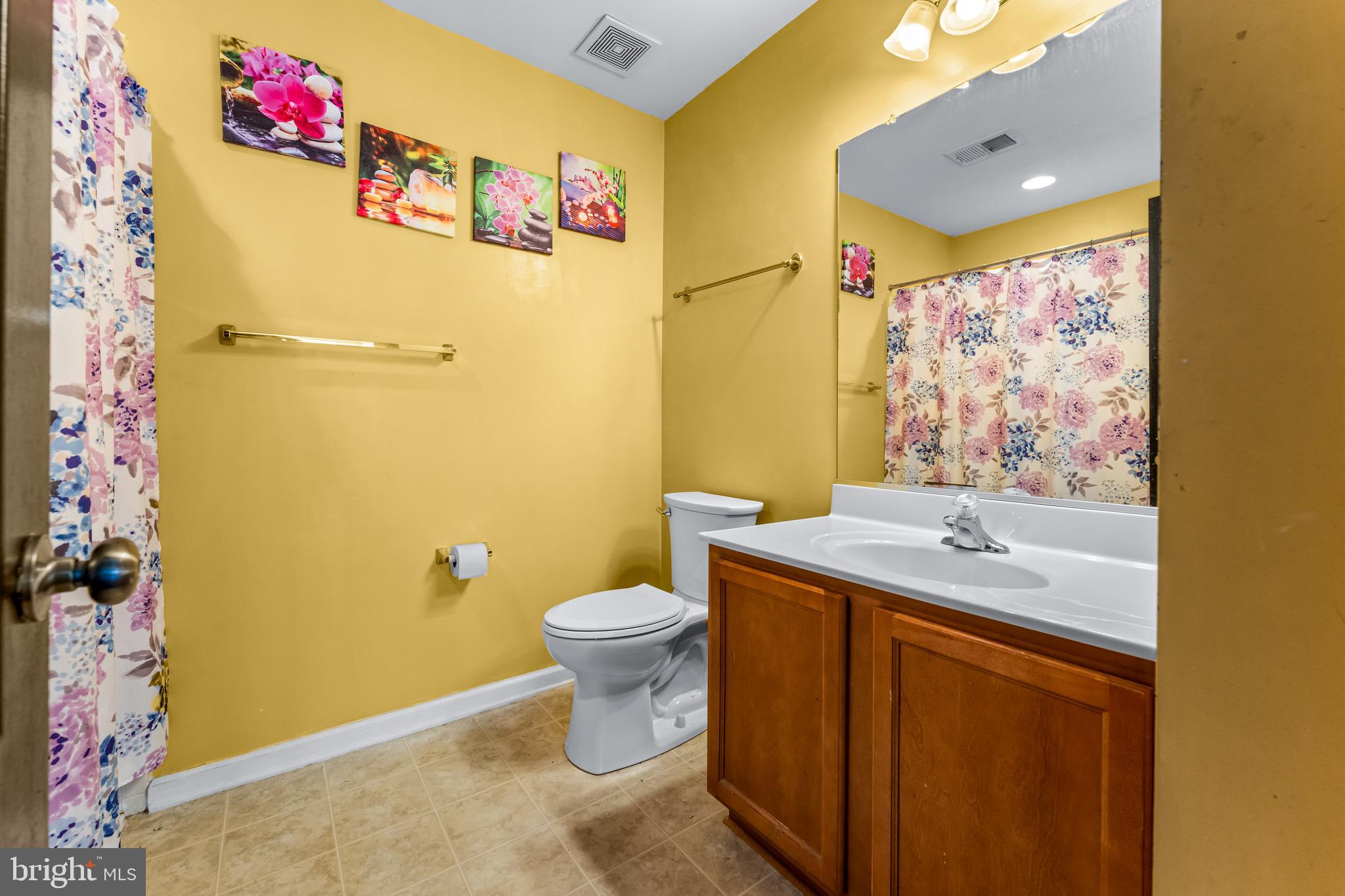 HILLANTRAE - Residential