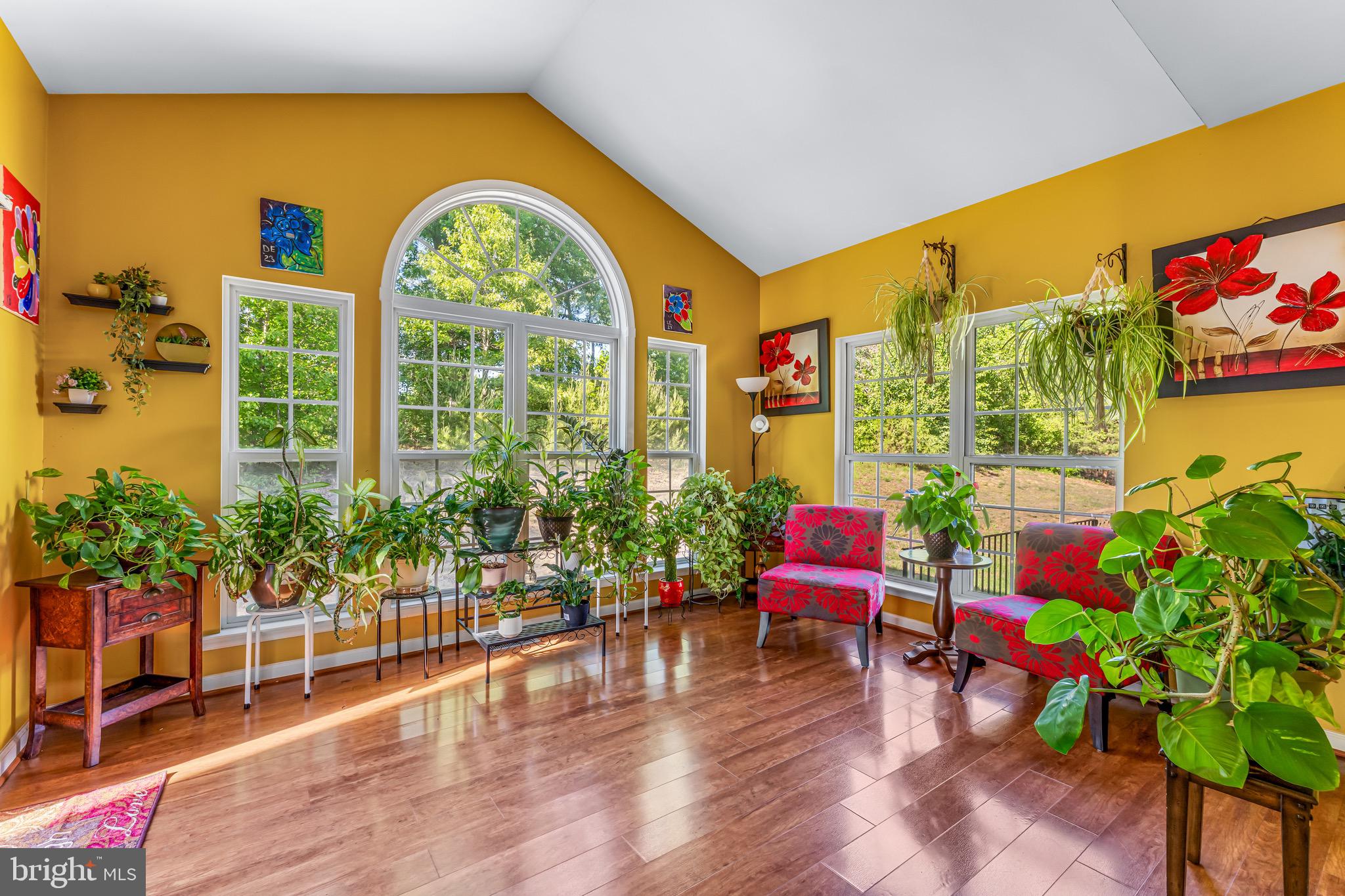 HILLANTRAE - Residential