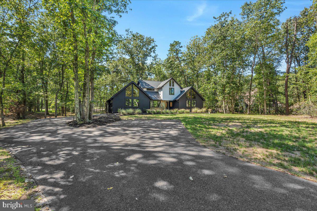 63 STONE MOUNTAIN LANE