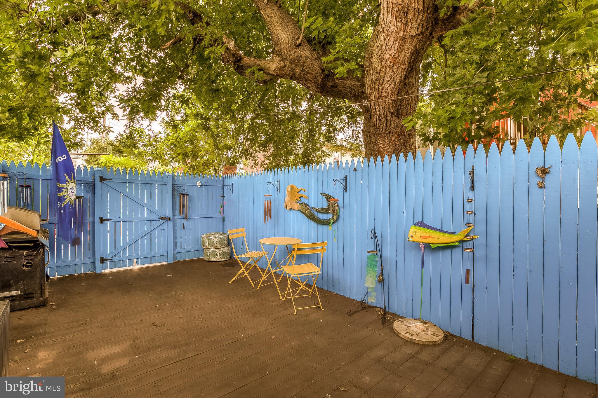 HAMPDEN HISTORIC DISTRICT - Residential