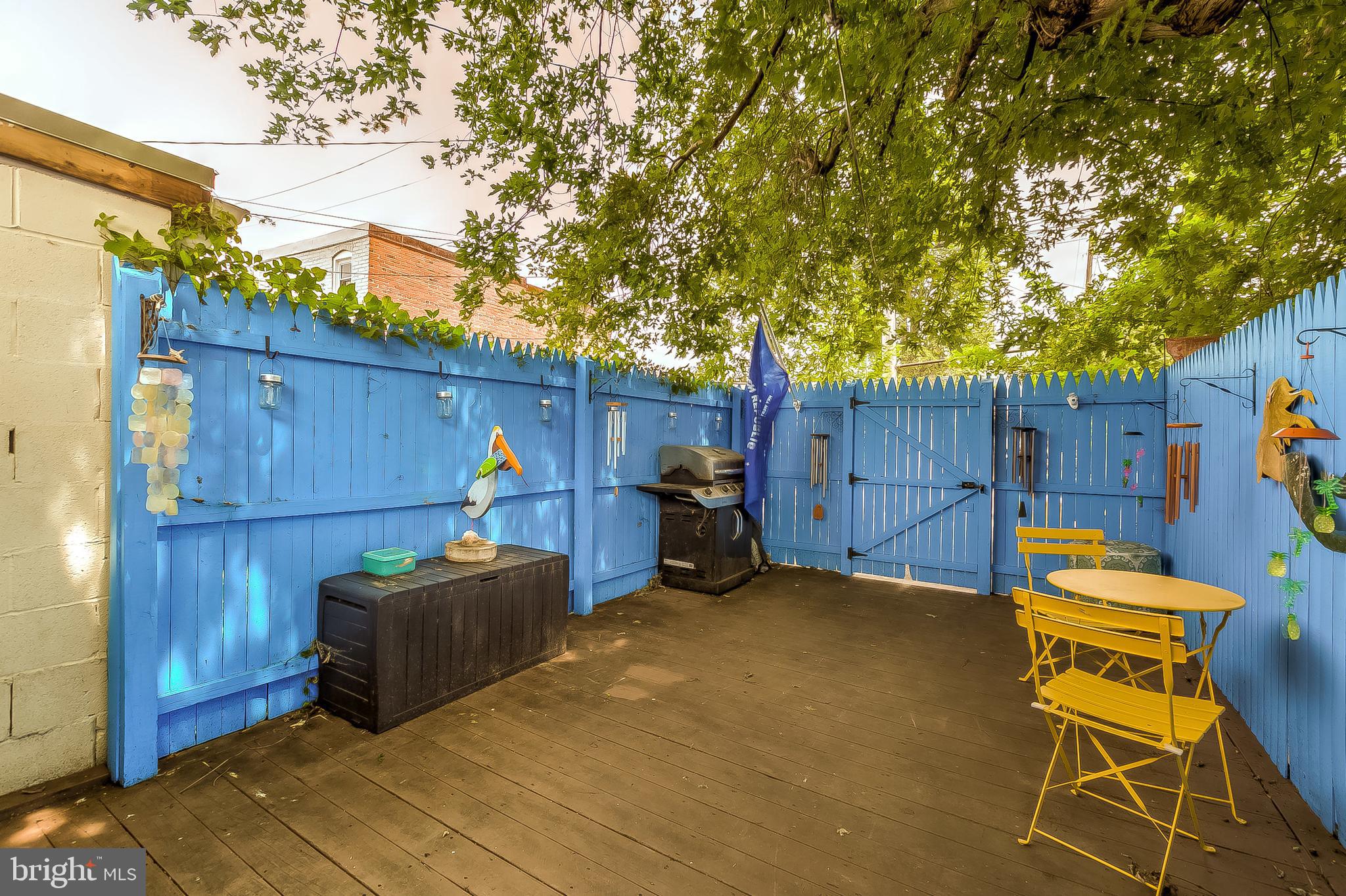 HAMPDEN HISTORIC DISTRICT - Residential