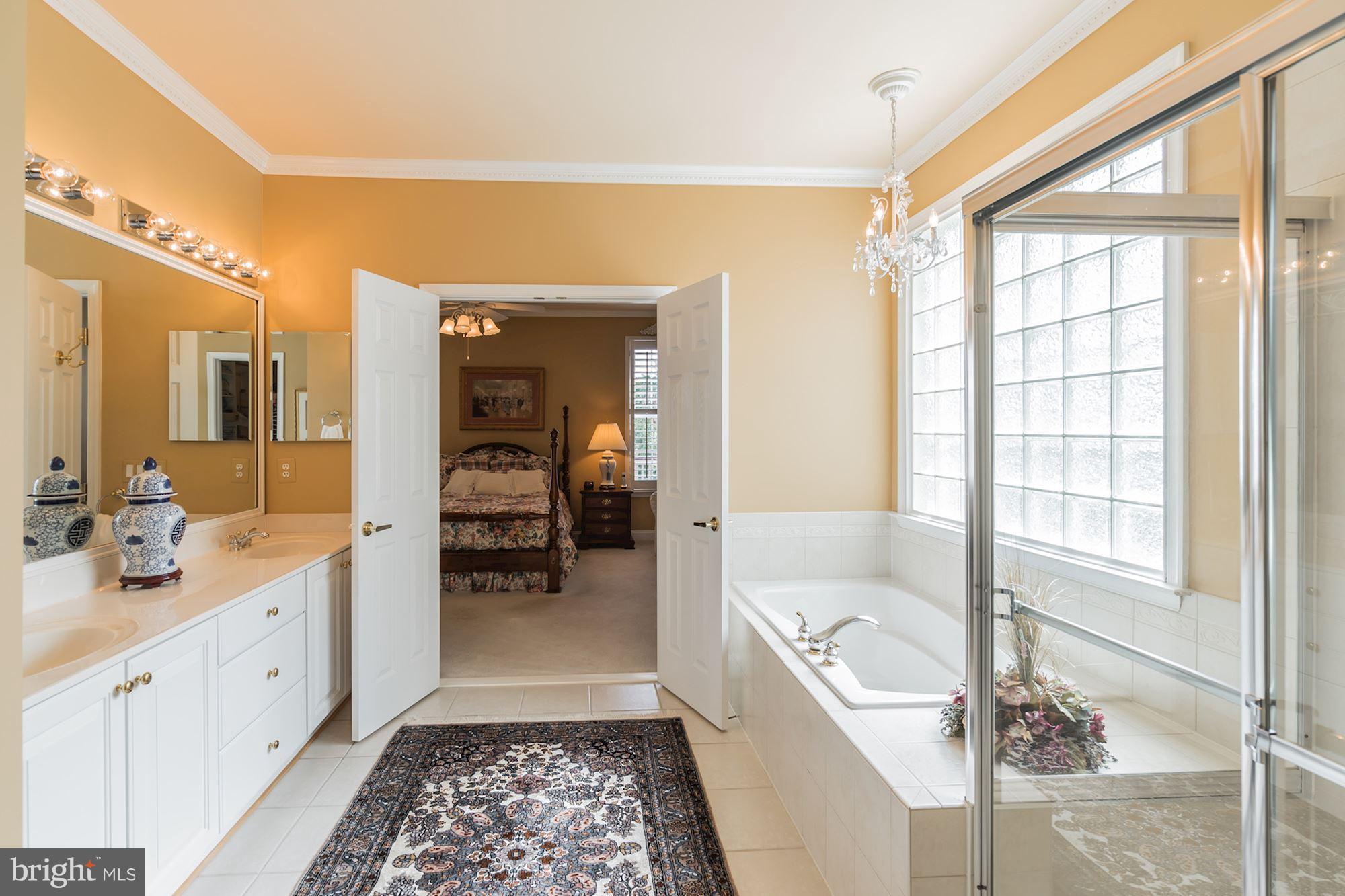 HERITAGE HUNT - Residential