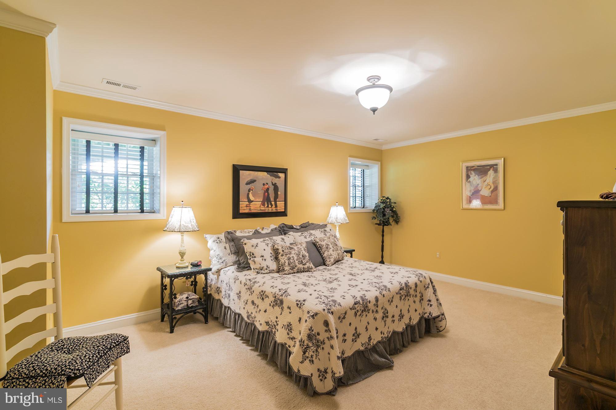 HERITAGE HUNT - Residential