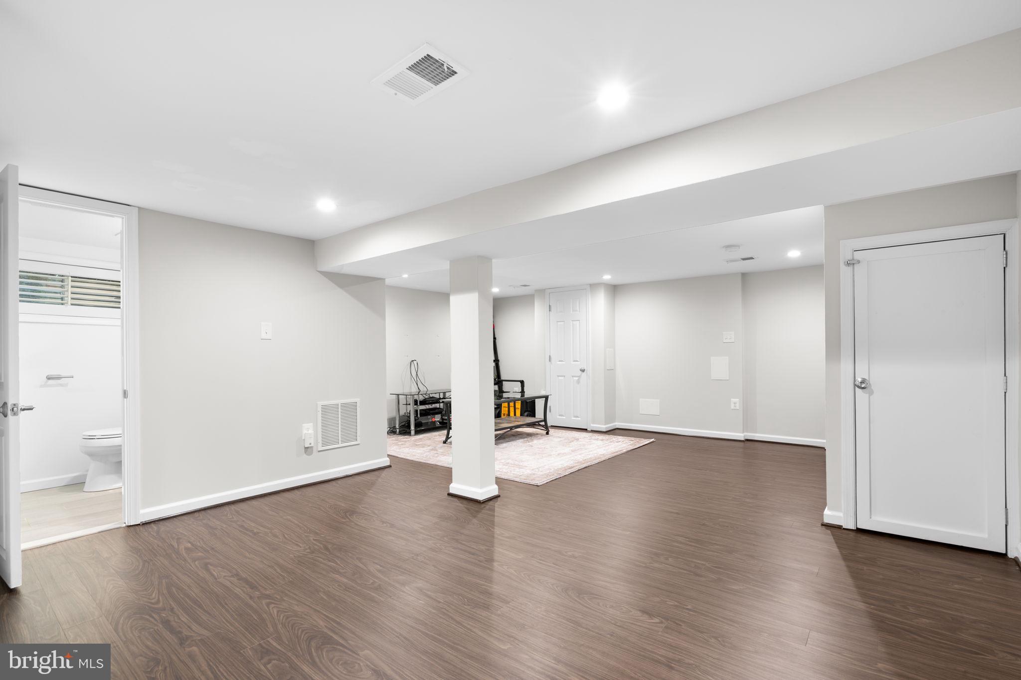 BALLSTON - Residential Lease
