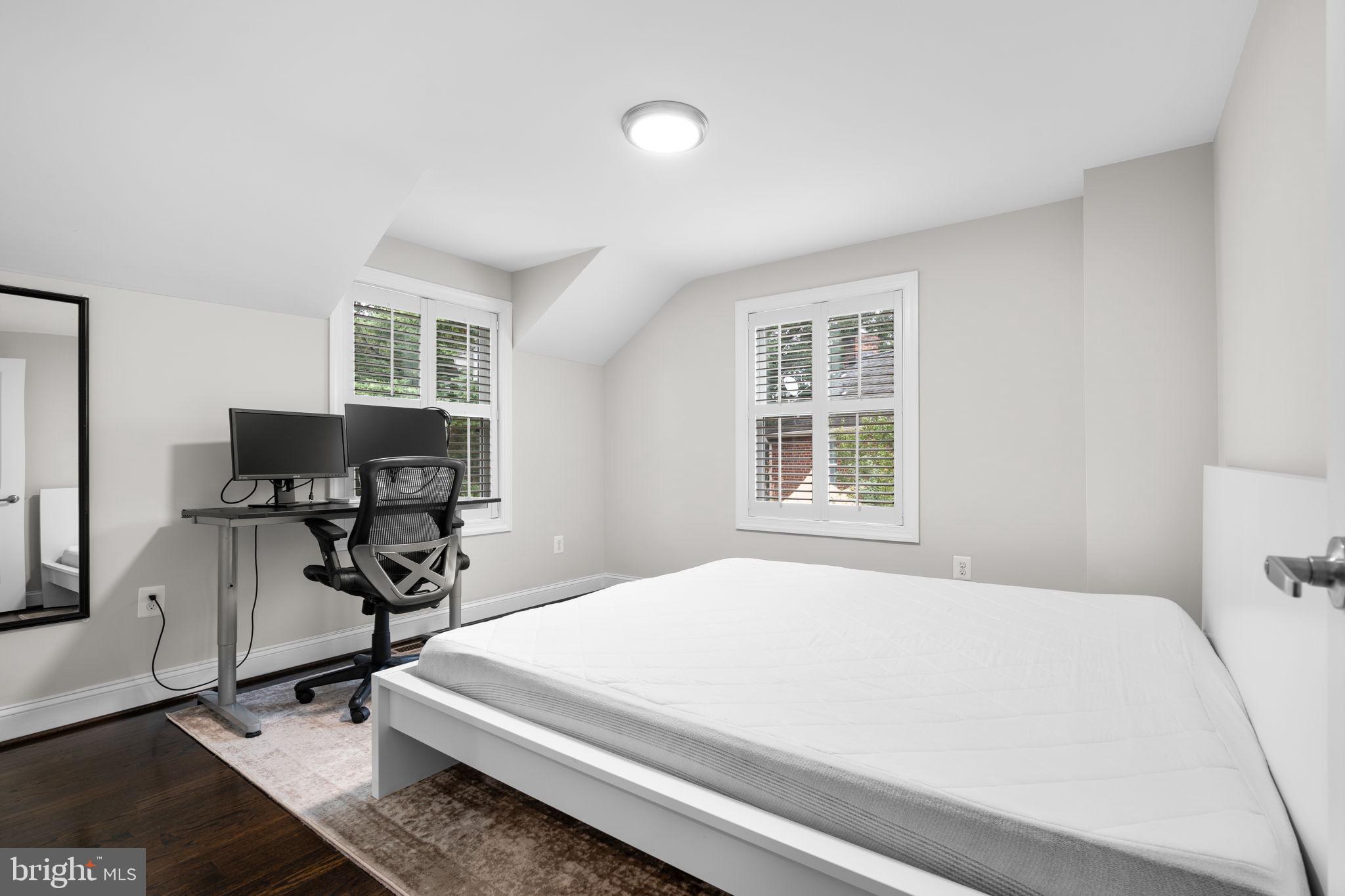 BALLSTON - Residential Lease