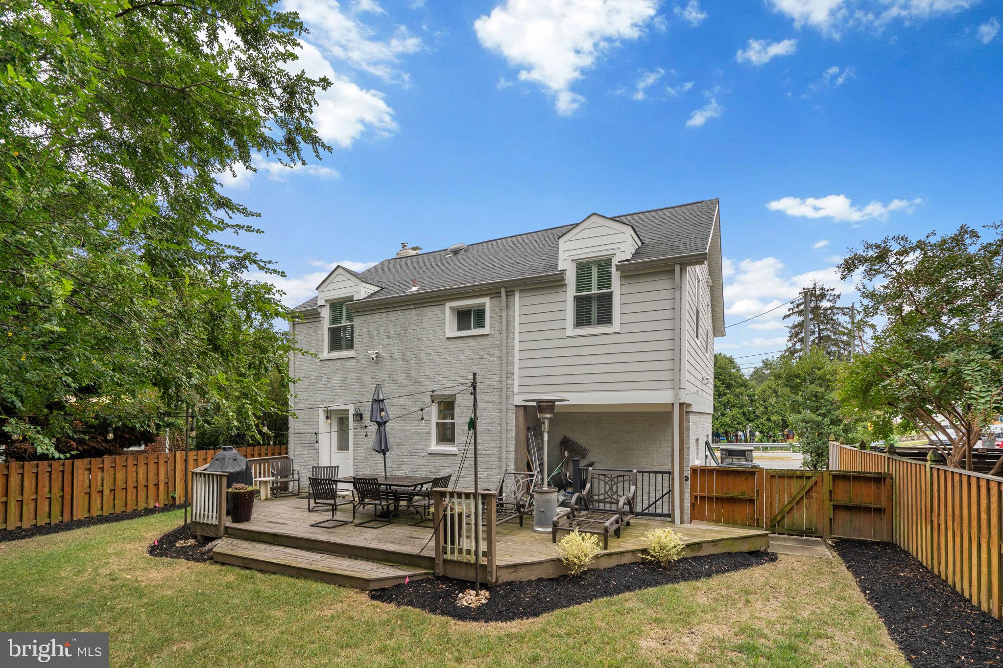 BALLSTON - Residential Lease