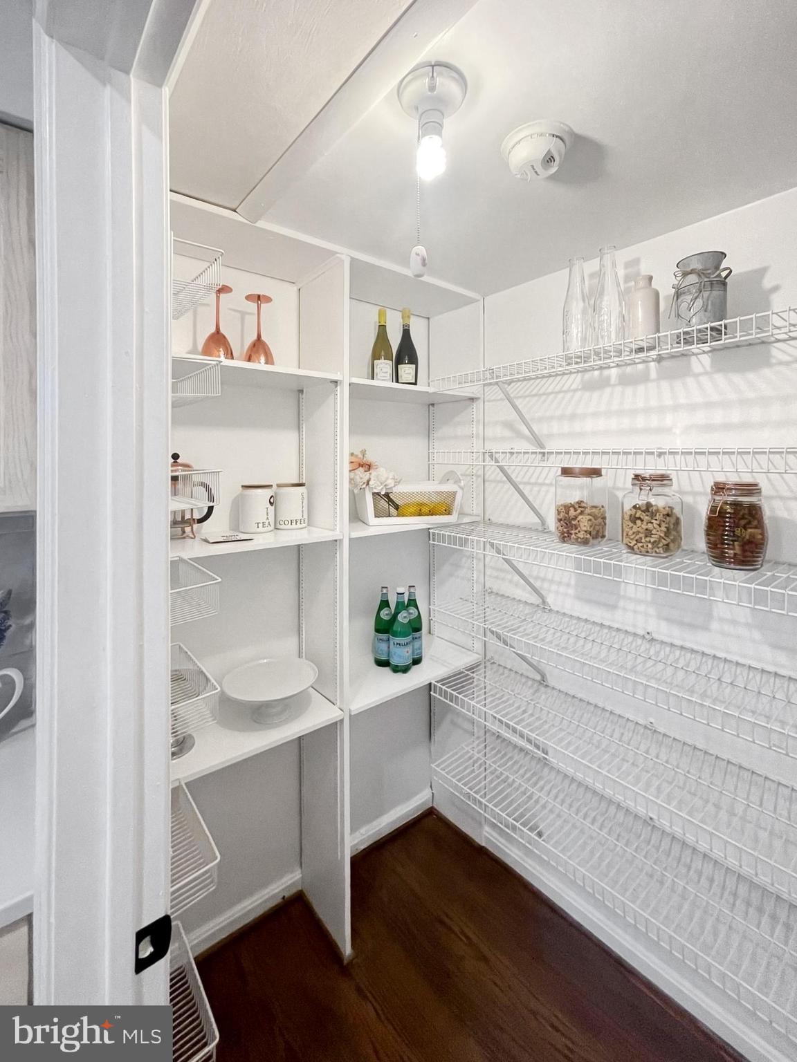 GEORGETOWN HOUSES - Residential