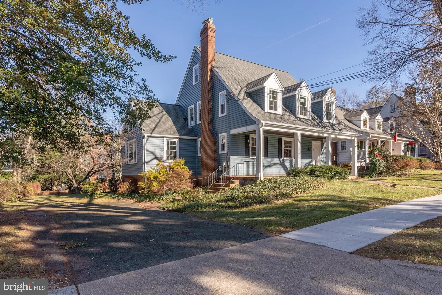 4219 Chesapeake Street NW, Washington, DC 20016