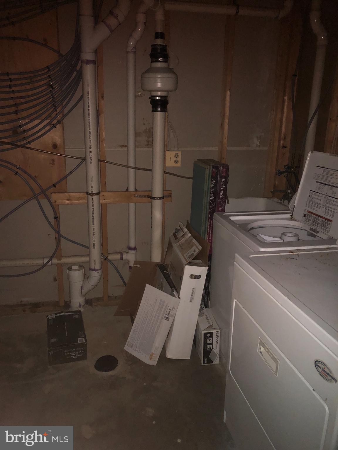 VILLAGE OF LONG REACH - Residential