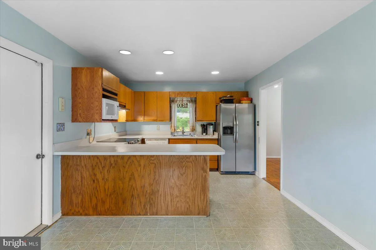 Bowie, Maryland 20715, United States, 3 Bedrooms Bedrooms, ,2 BathroomsBathrooms,Residential,Coming Soon,142826