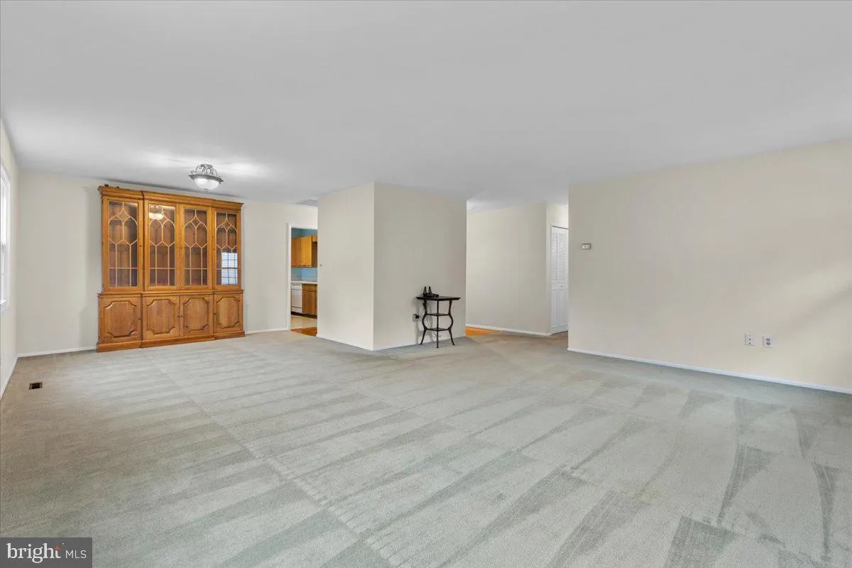 Bowie, Maryland 20715, United States, 3 Bedrooms Bedrooms, ,2 BathroomsBathrooms,Residential,Coming Soon,142826