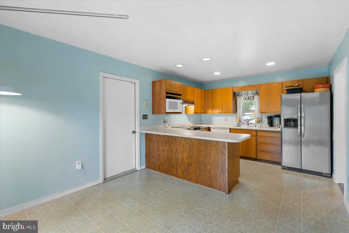 Bowie, Maryland 20715, United States, 3 Bedrooms Bedrooms, ,2 BathroomsBathrooms,Residential,Coming Soon,142826