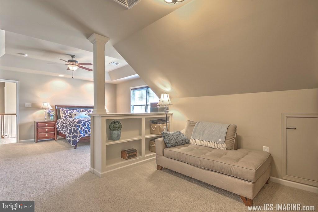 MEADOWBROOK FARMS - Residential