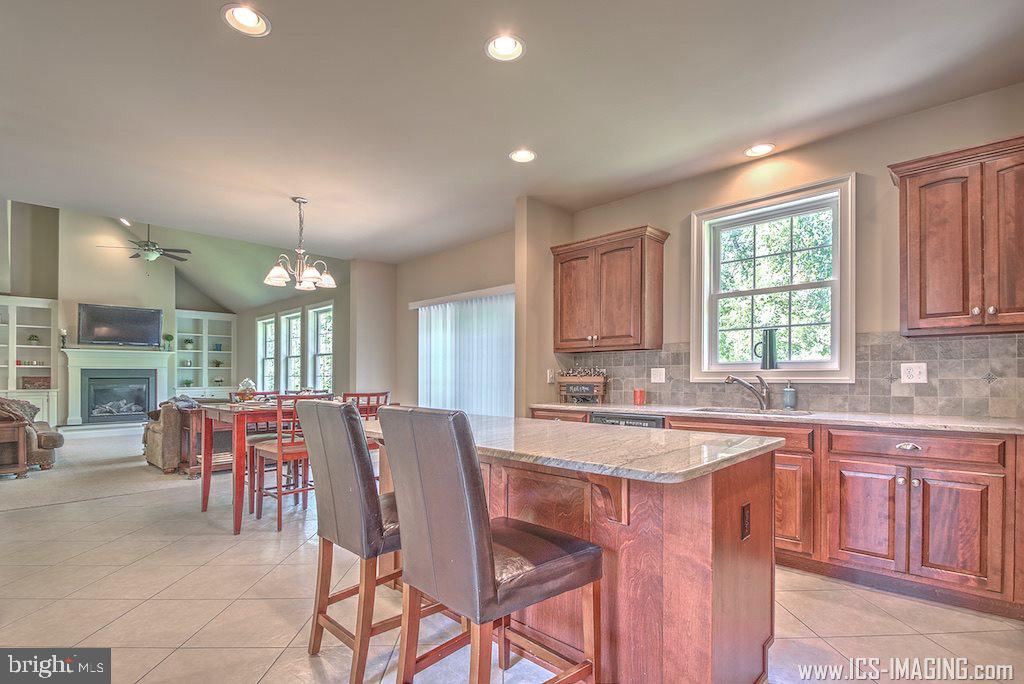 MEADOWBROOK FARMS - Residential