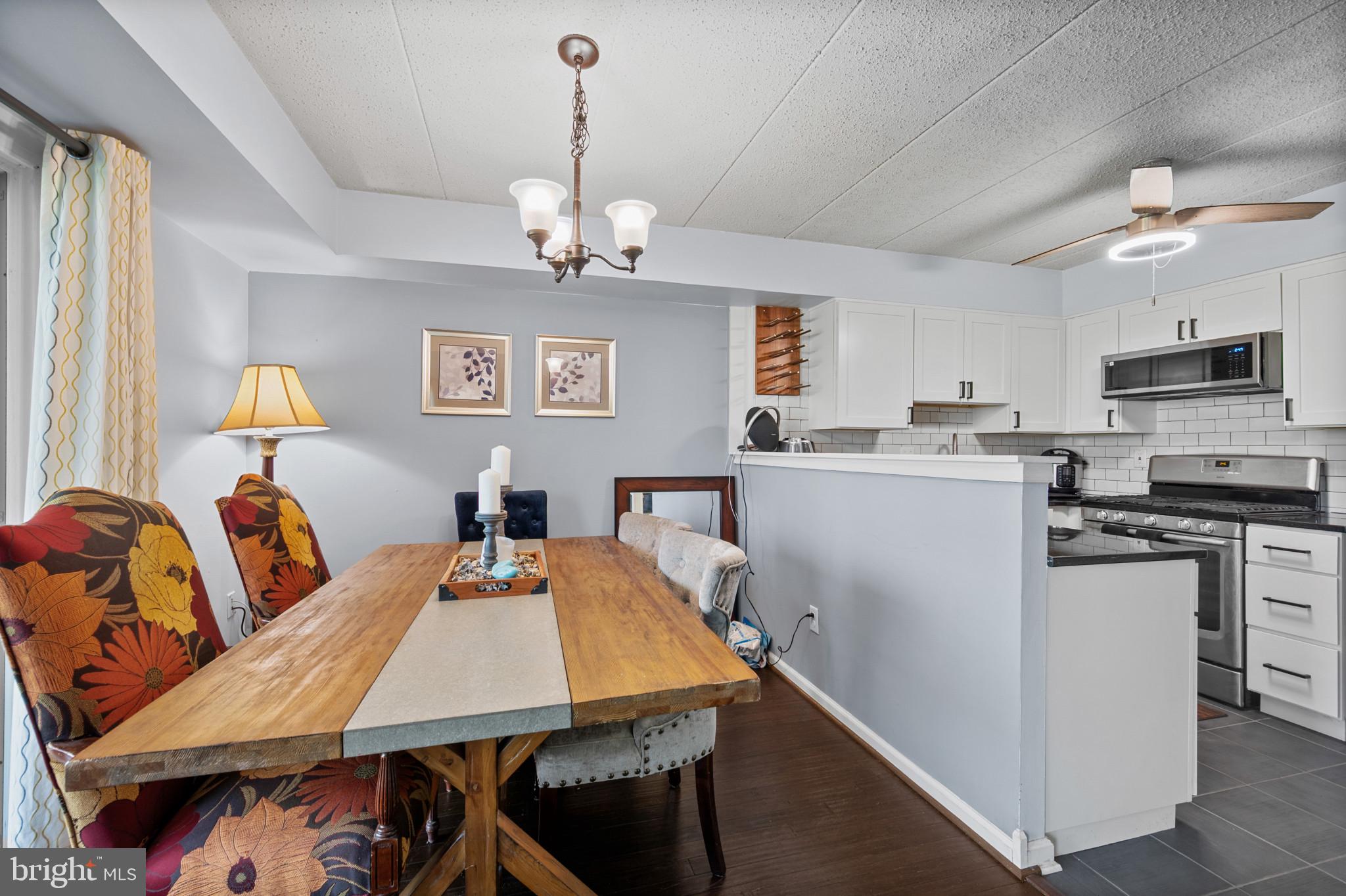 DEERING WOODS - Residential