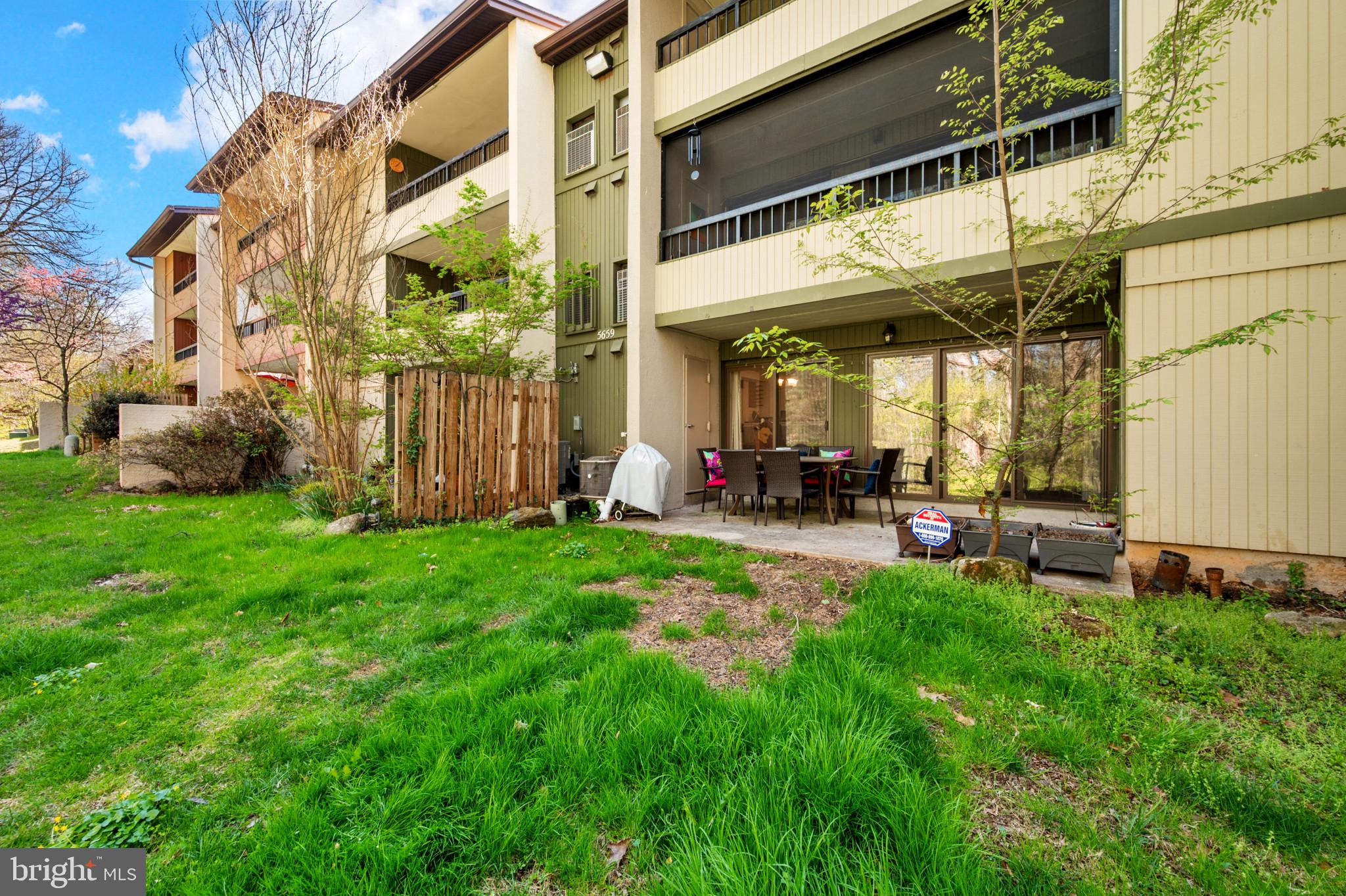 DEERING WOODS - Residential