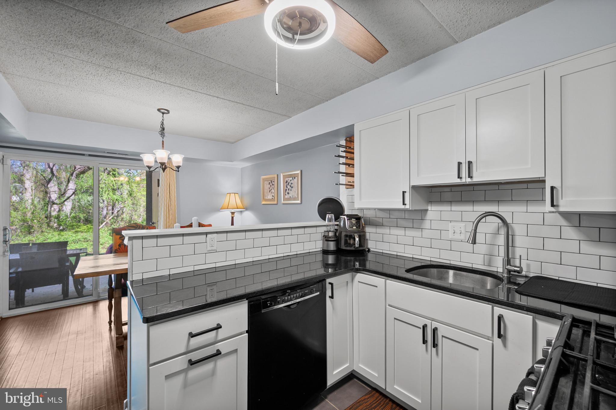 DEERING WOODS - Residential