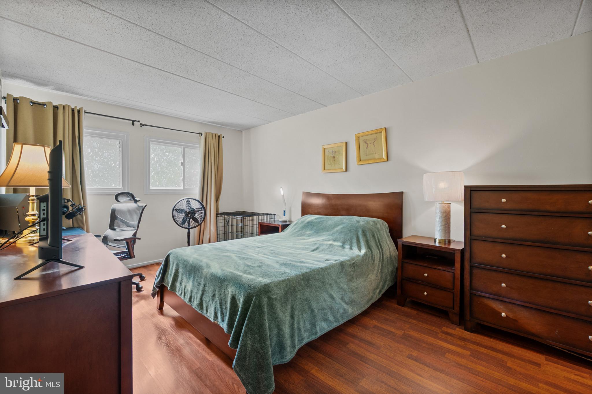 DEERING WOODS - Residential