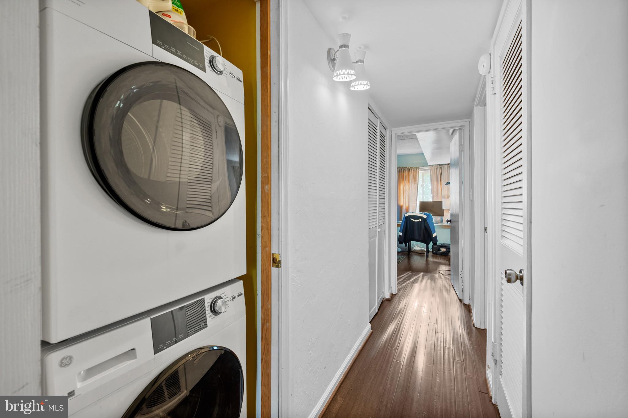 DEERING WOODS - Residential