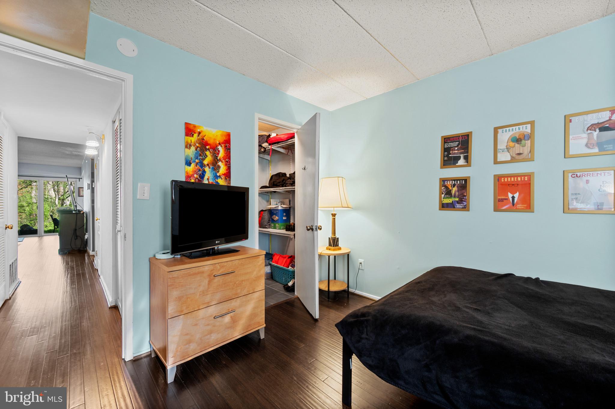 DEERING WOODS - Residential