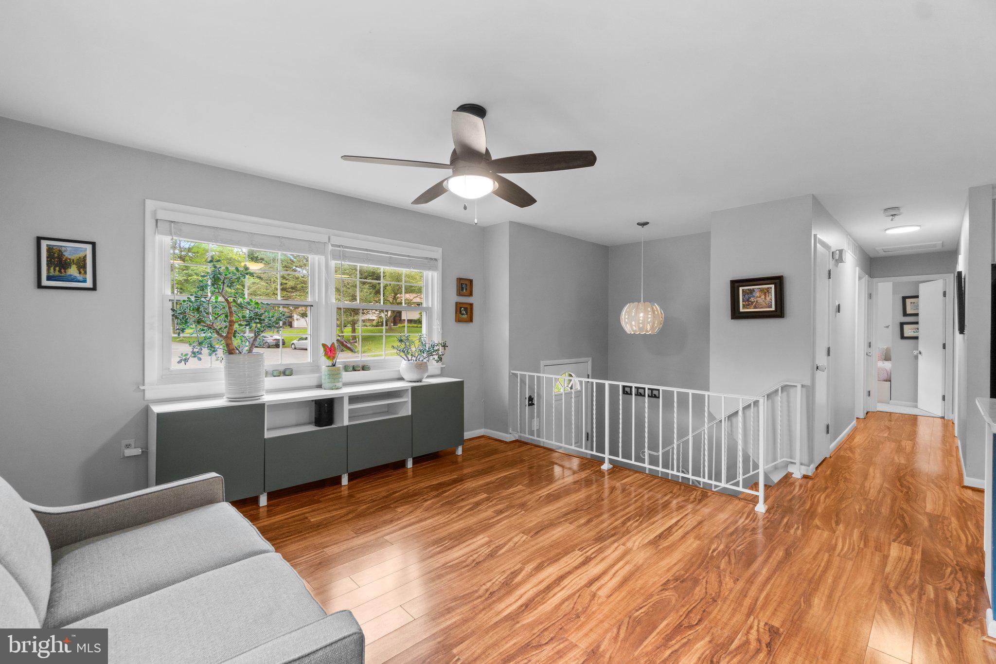 CARROLL SQUARE - Residential