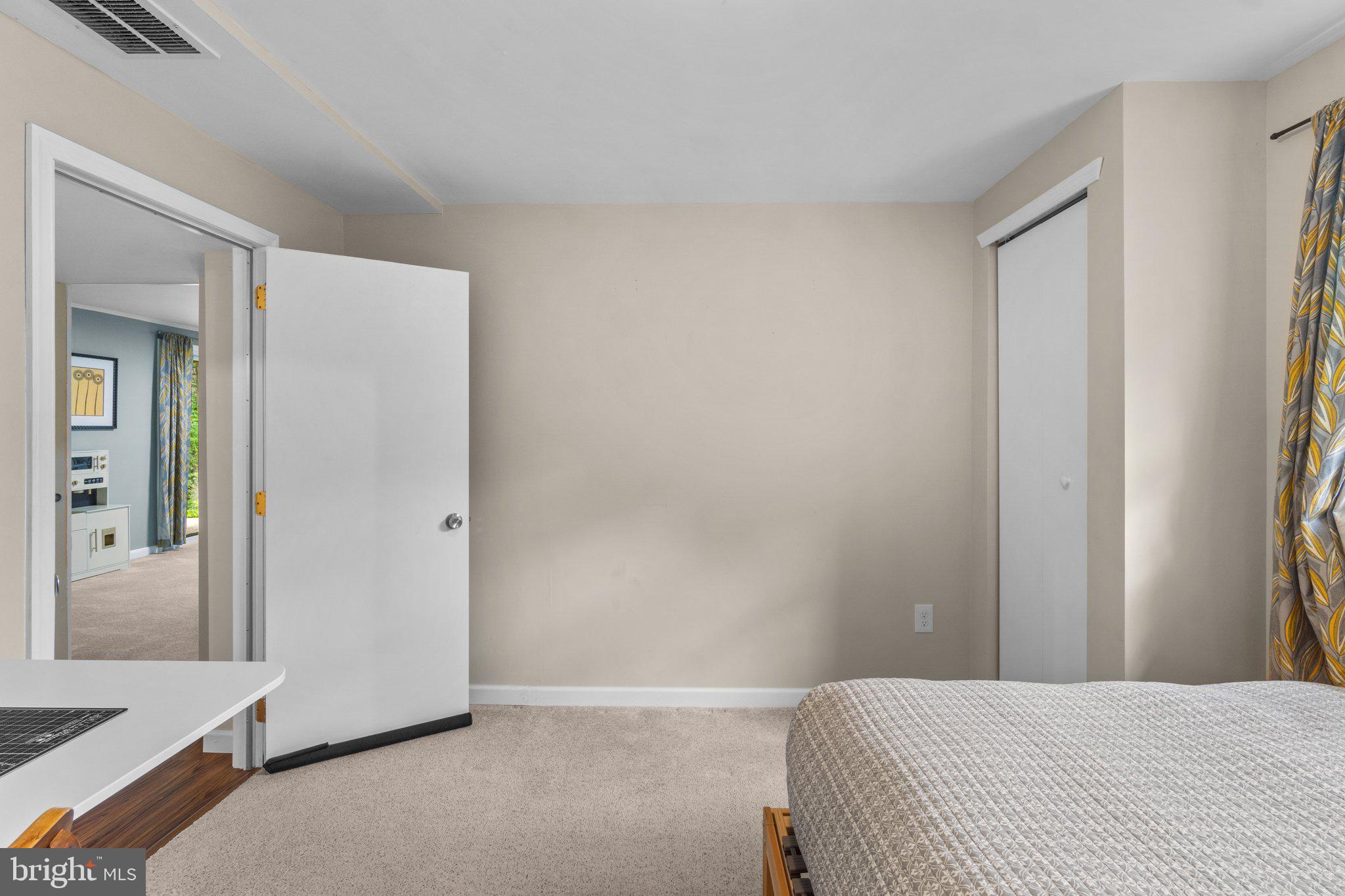 CARROLL SQUARE - Residential