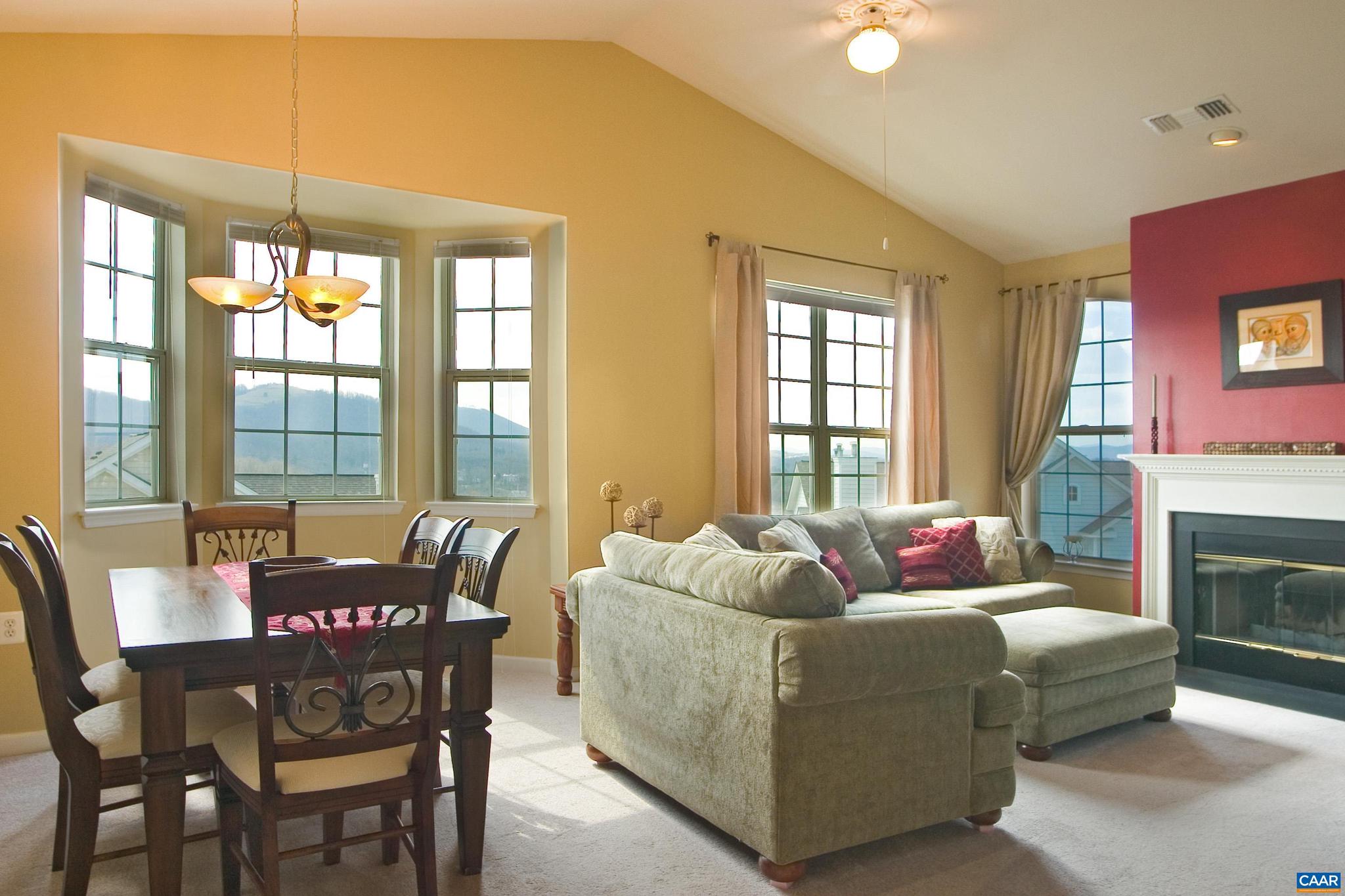 CARRIAGE HILL - Residential Lease