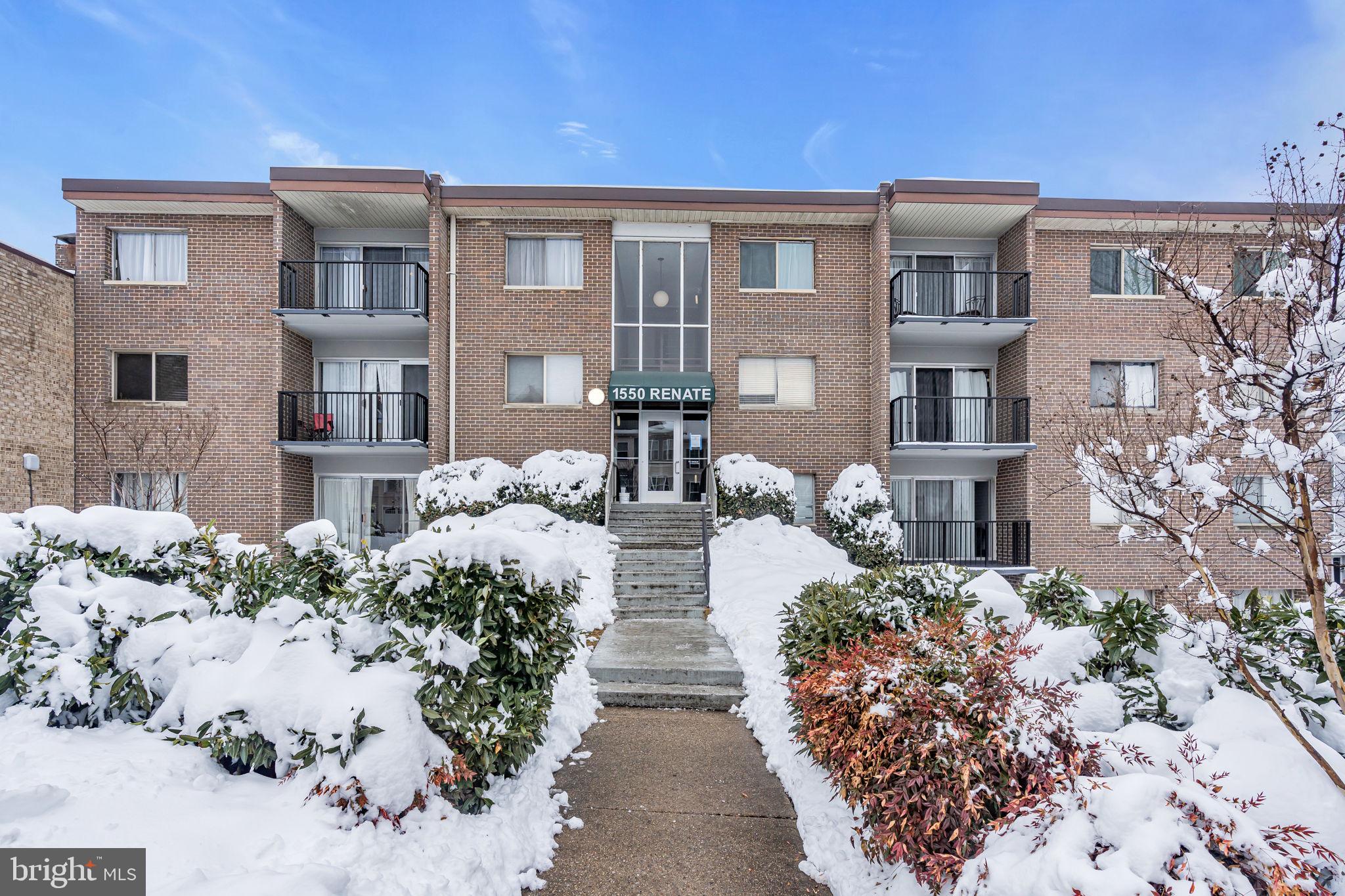 OCCOQUAN RIDGE CONDO - Residential