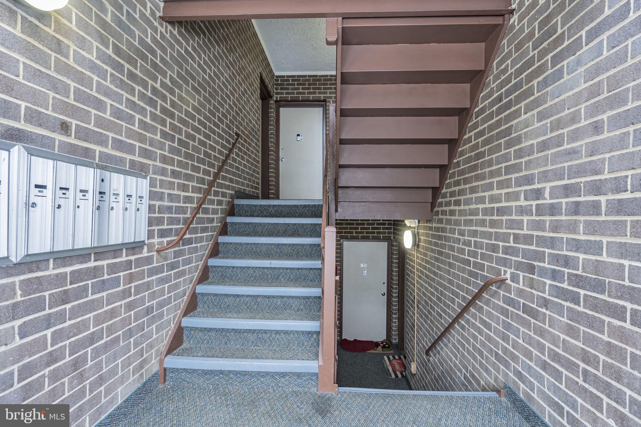 OCCOQUAN RIDGE CONDO - Residential