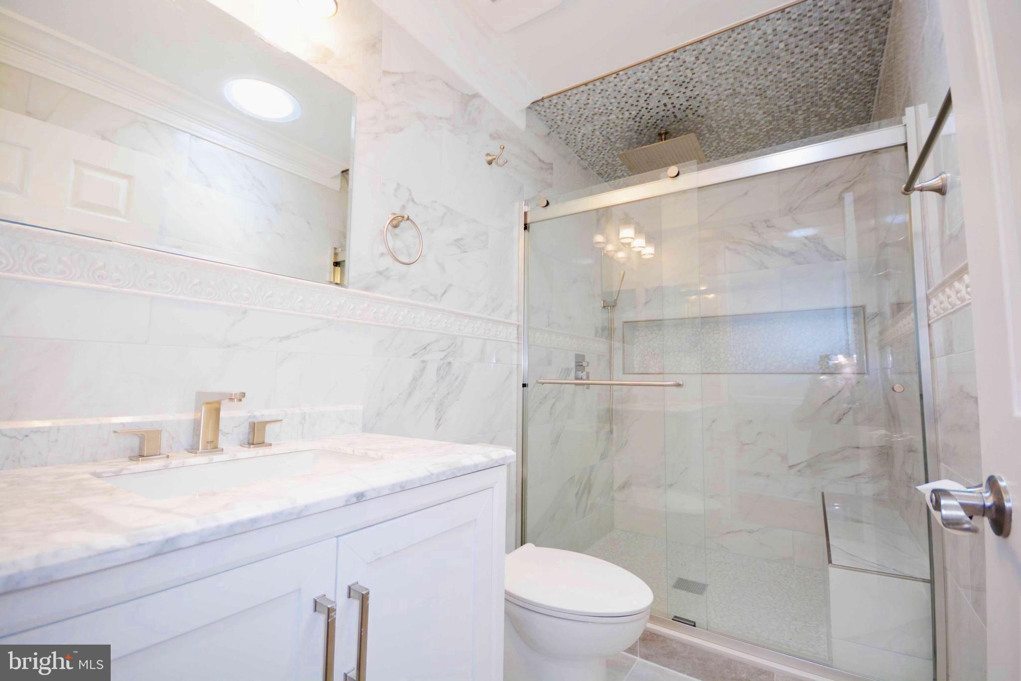 HERITAGE HARBOUR - Residential Lease