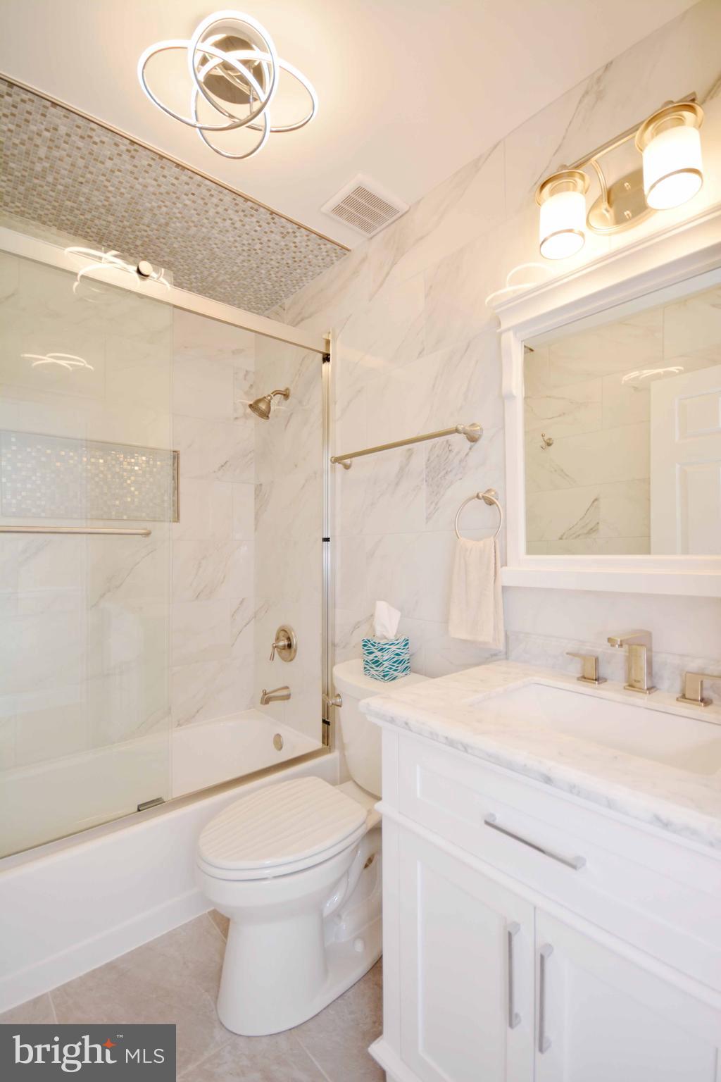 HERITAGE HARBOUR - Residential Lease