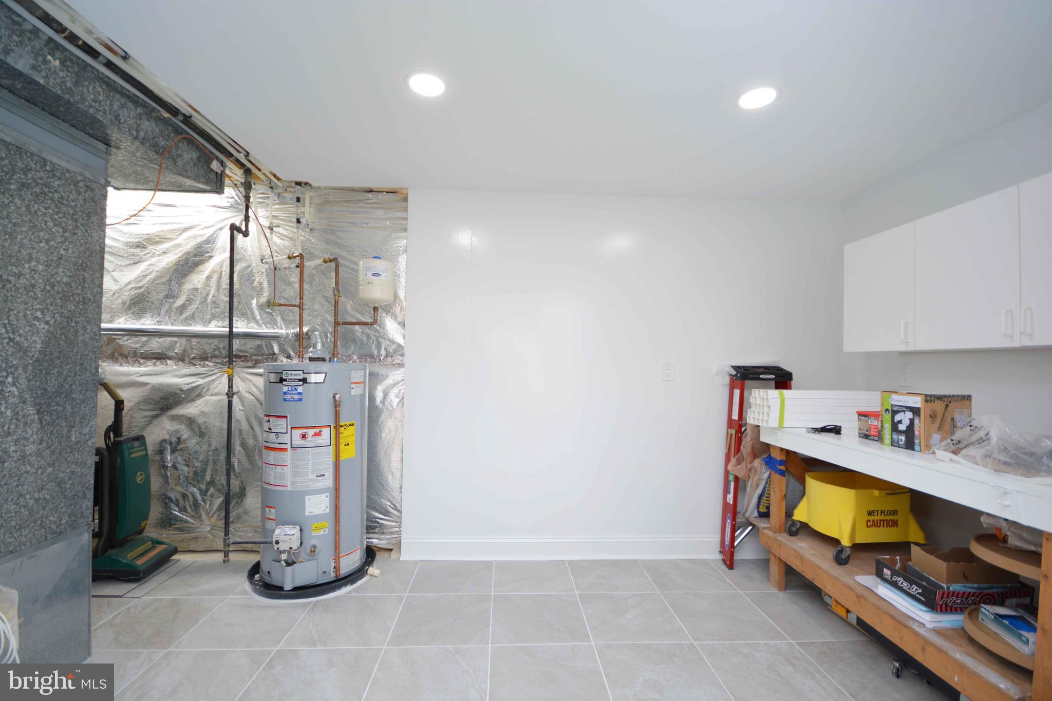 HERITAGE HARBOUR - Residential Lease